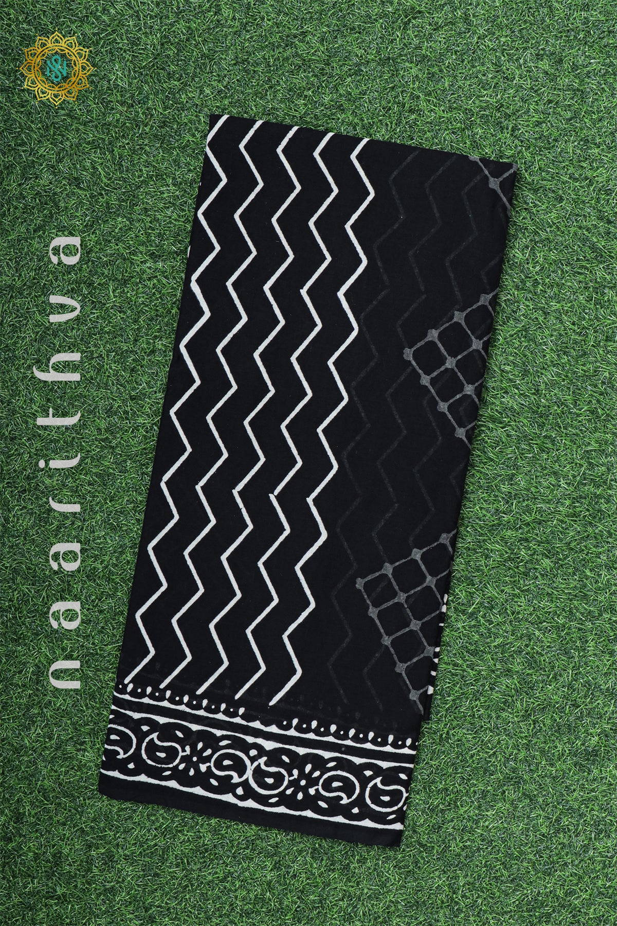 BLACK WITH WHITE - MUL COTTON
