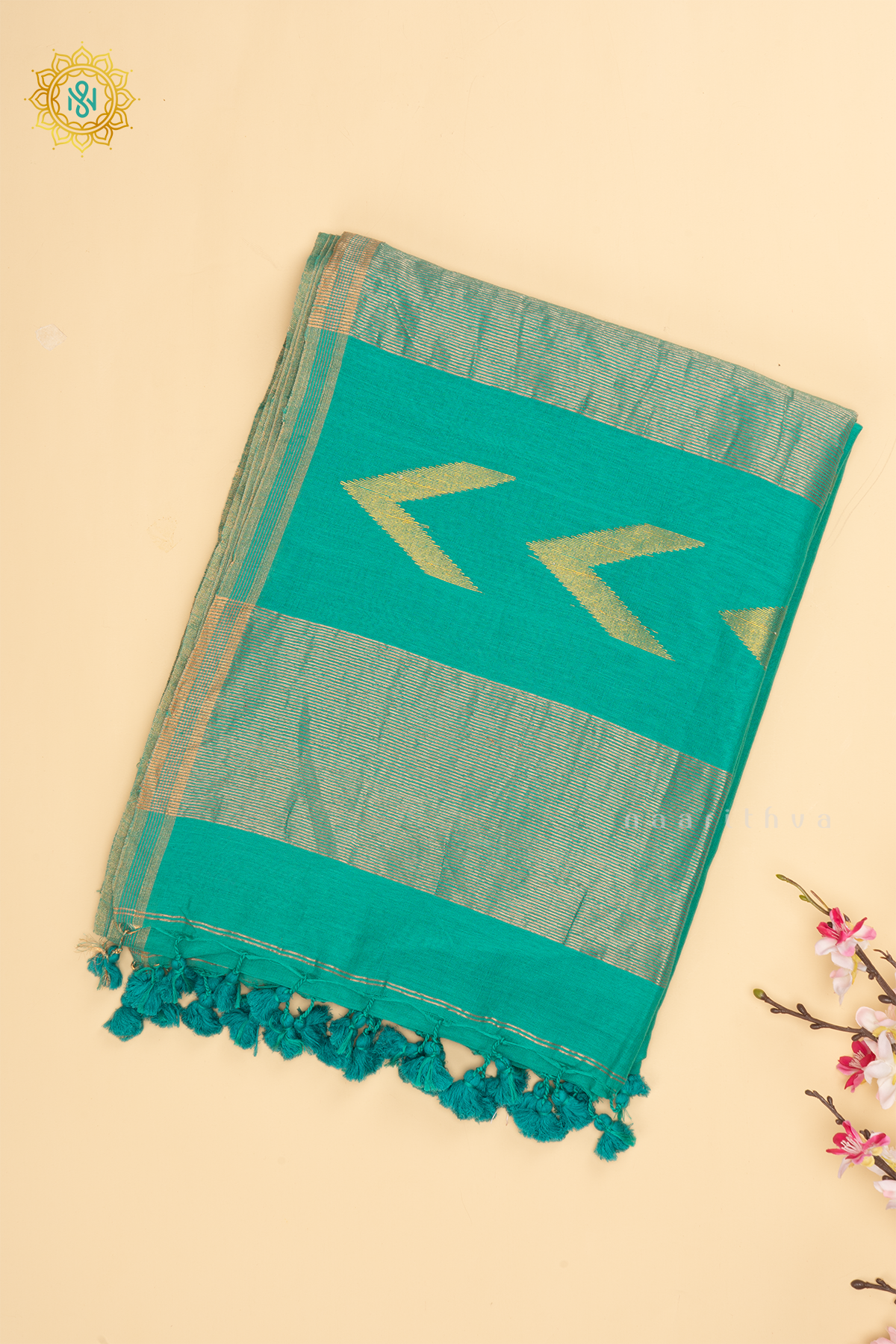 Aqua Blue Mul Cotton Saree With Thread Woven Buttas On The Body And Contrast Border