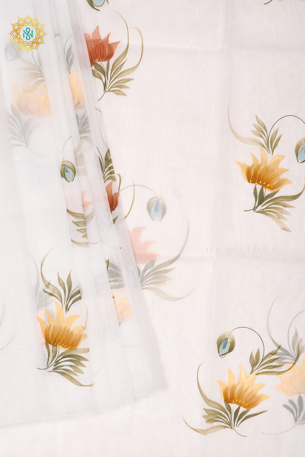 WHITE - ORGANZA HAND PAINTED