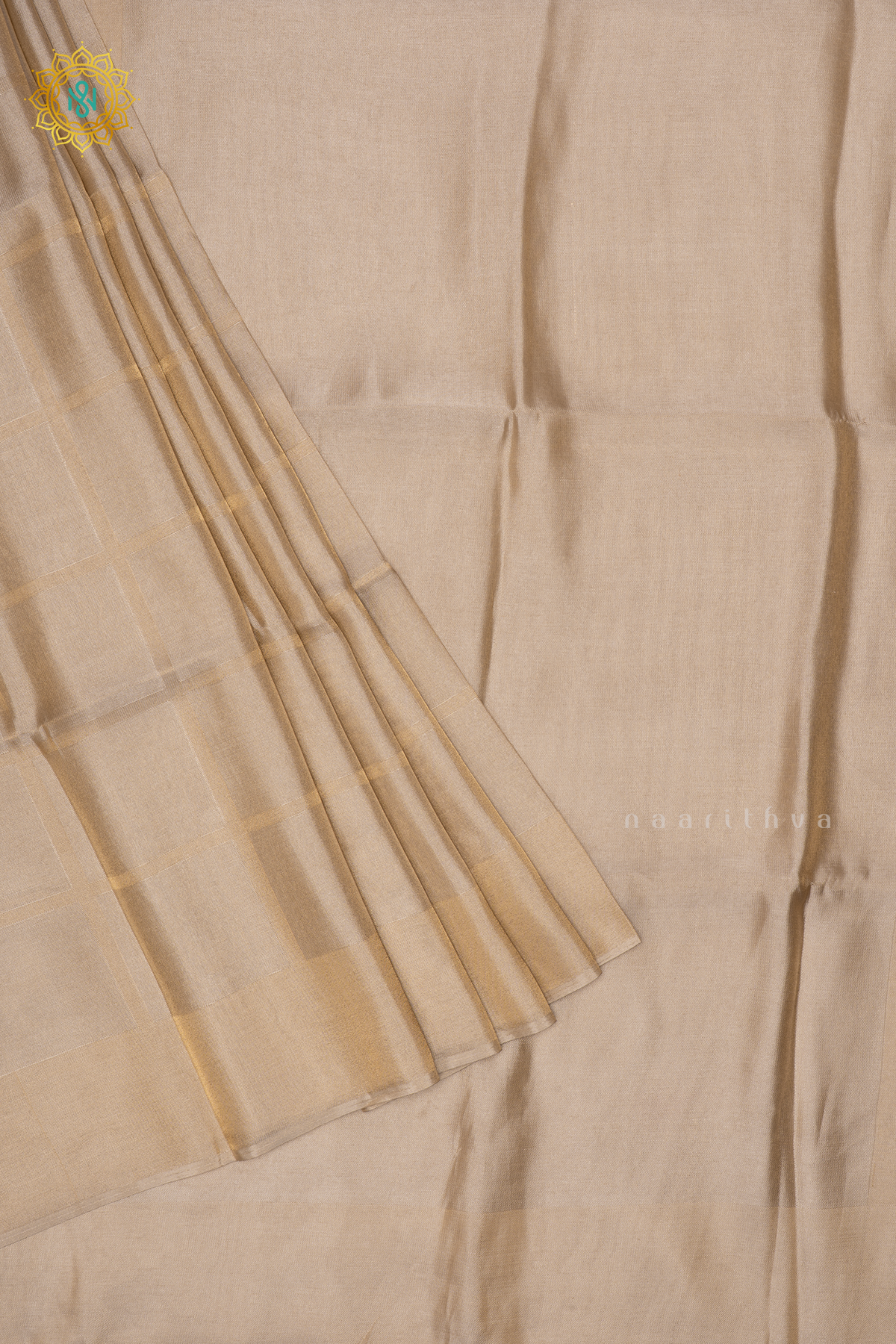 Off White Semi Tissue Saree With Plain Tissue Body And Border