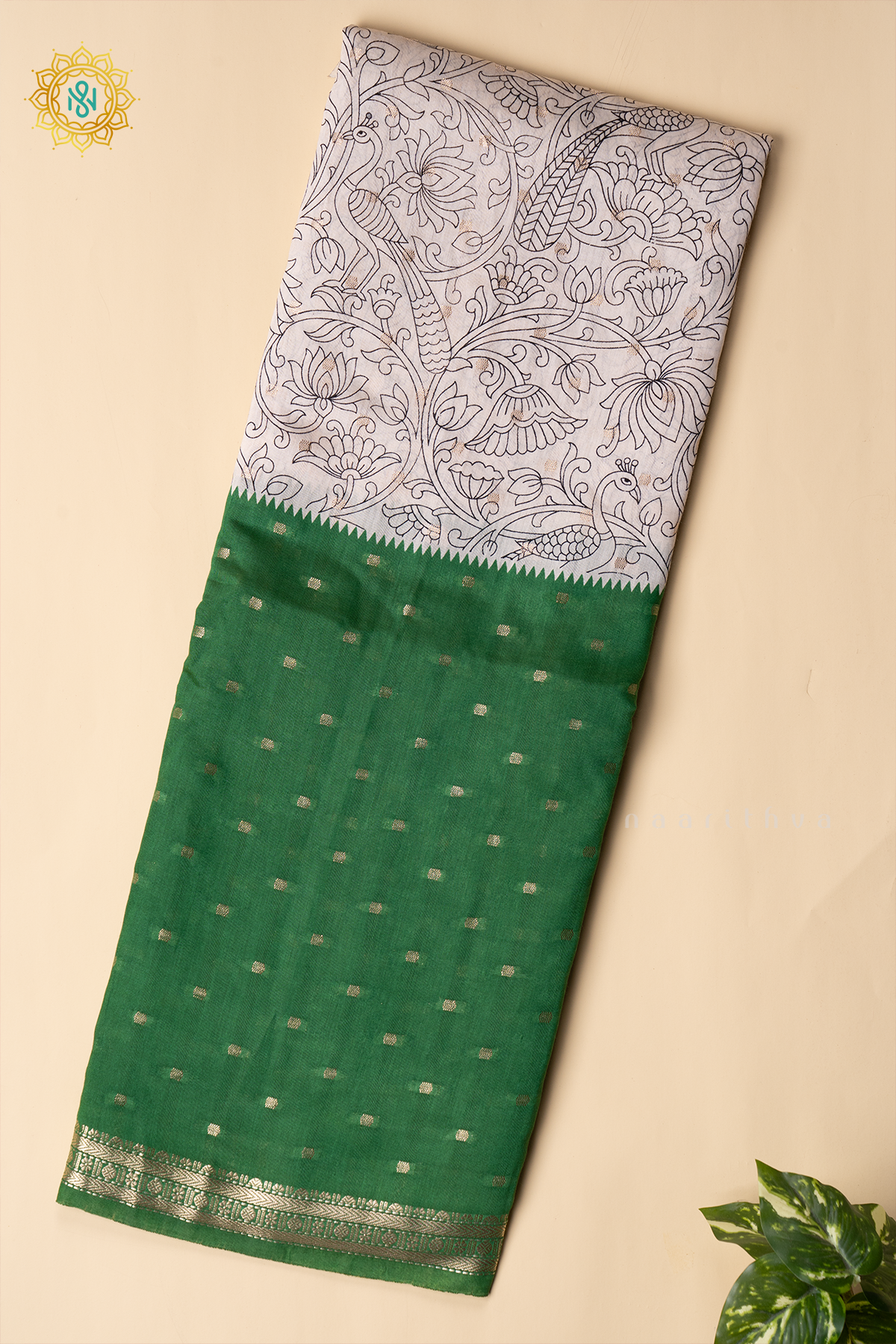 GREEN WITH WHITE - BUTTER CREPE