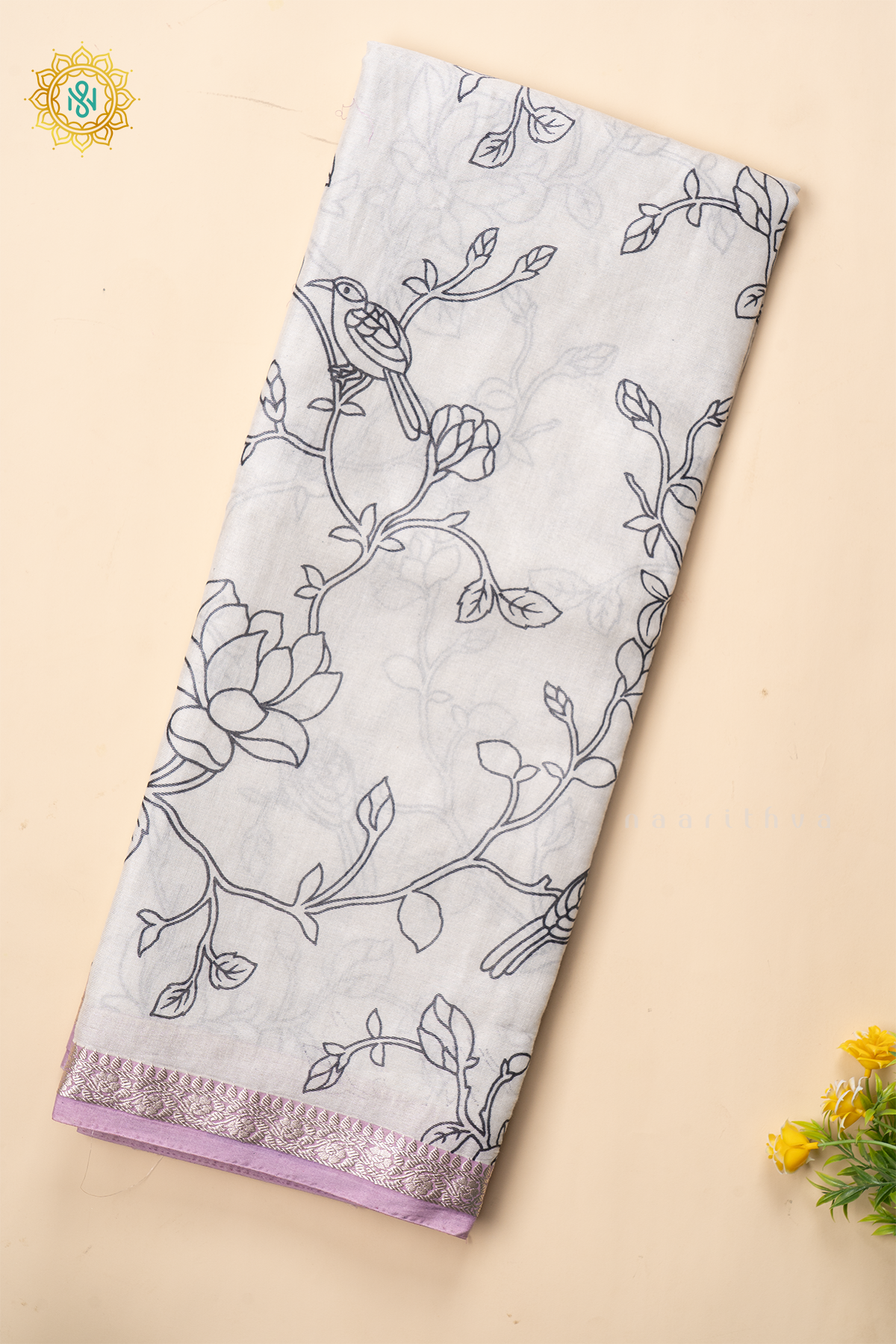 WHITE WITH LAVENDER - COTTON TISSUE