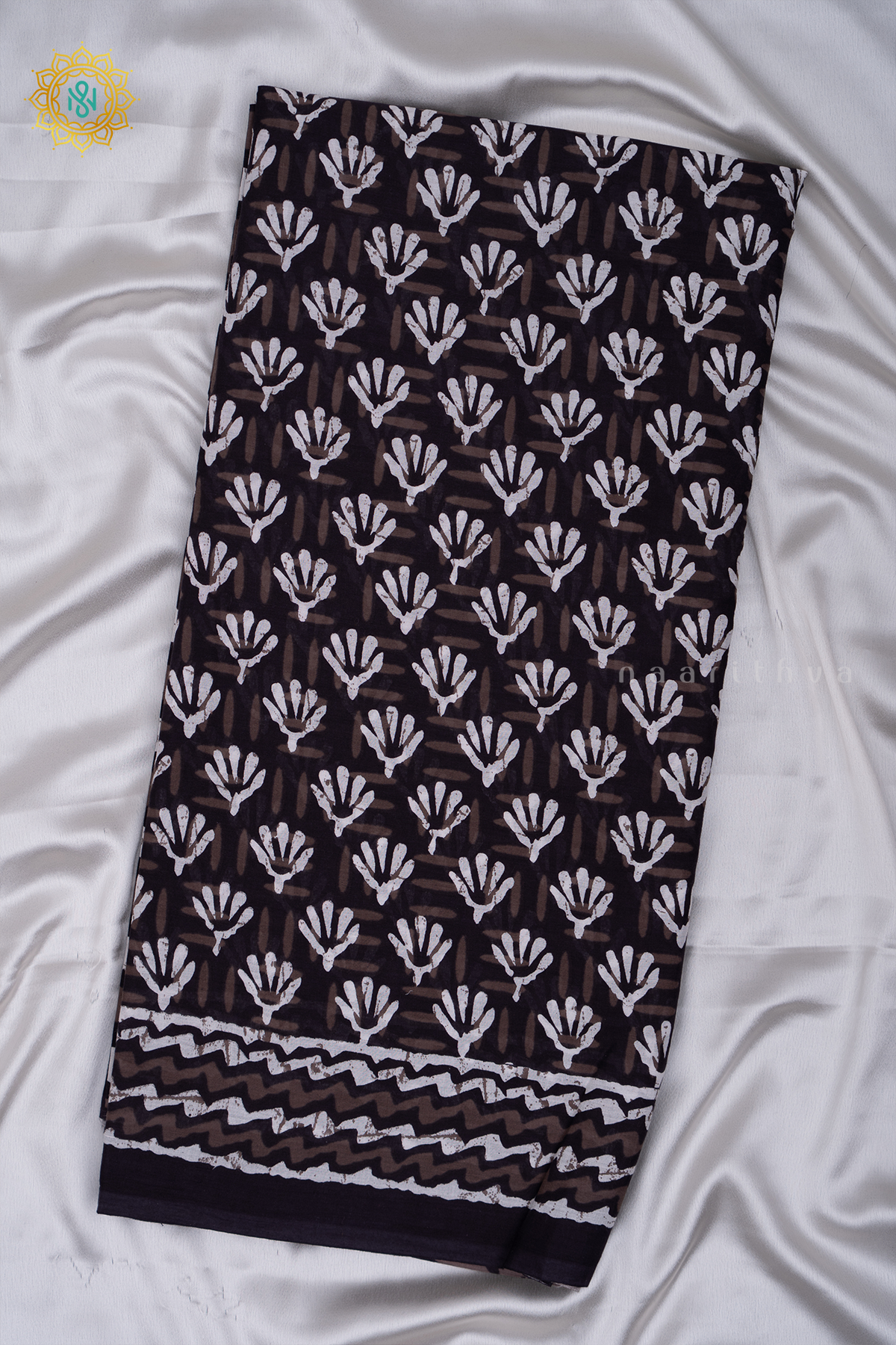 BLACK WITH WHITE - MUL COTTON