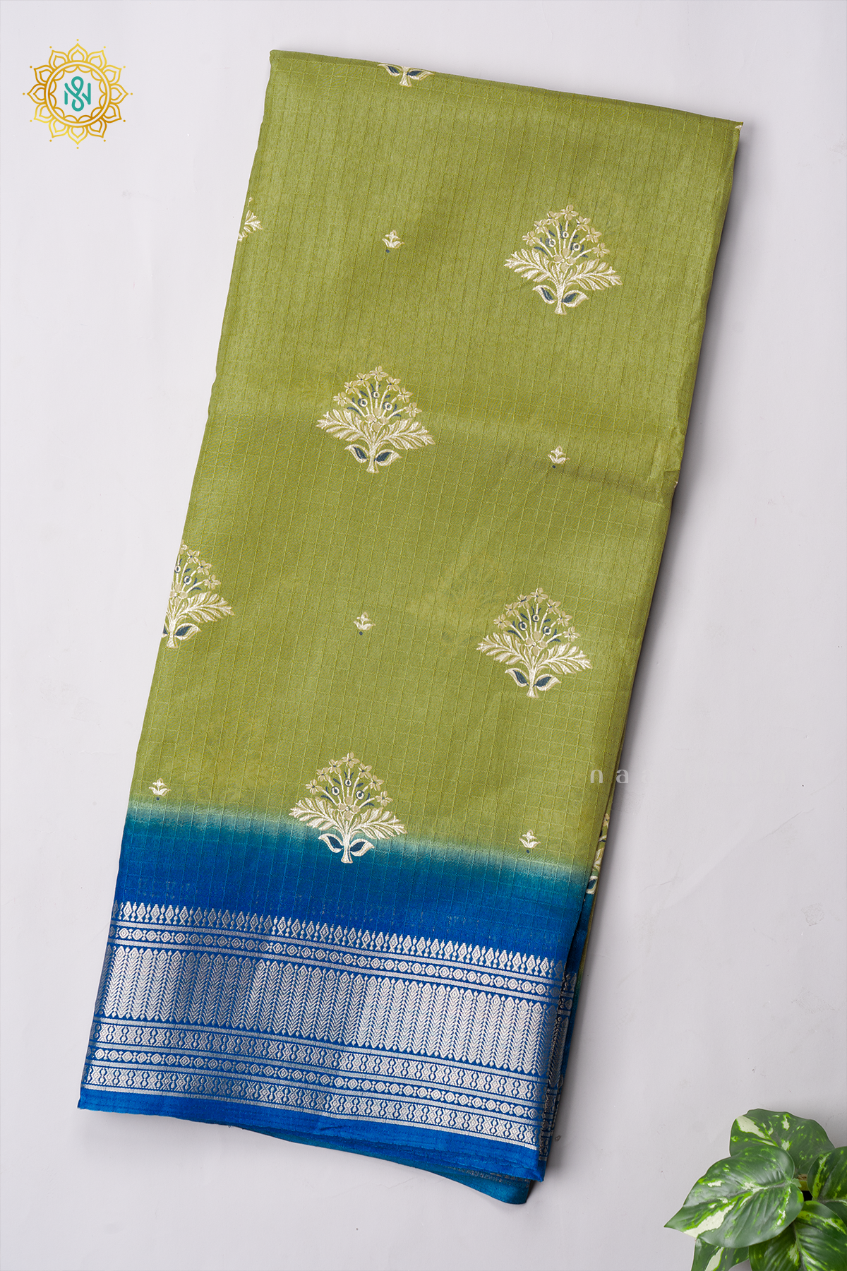 PARROT GREEN WITH TEAL BLUE - DOLA SILK