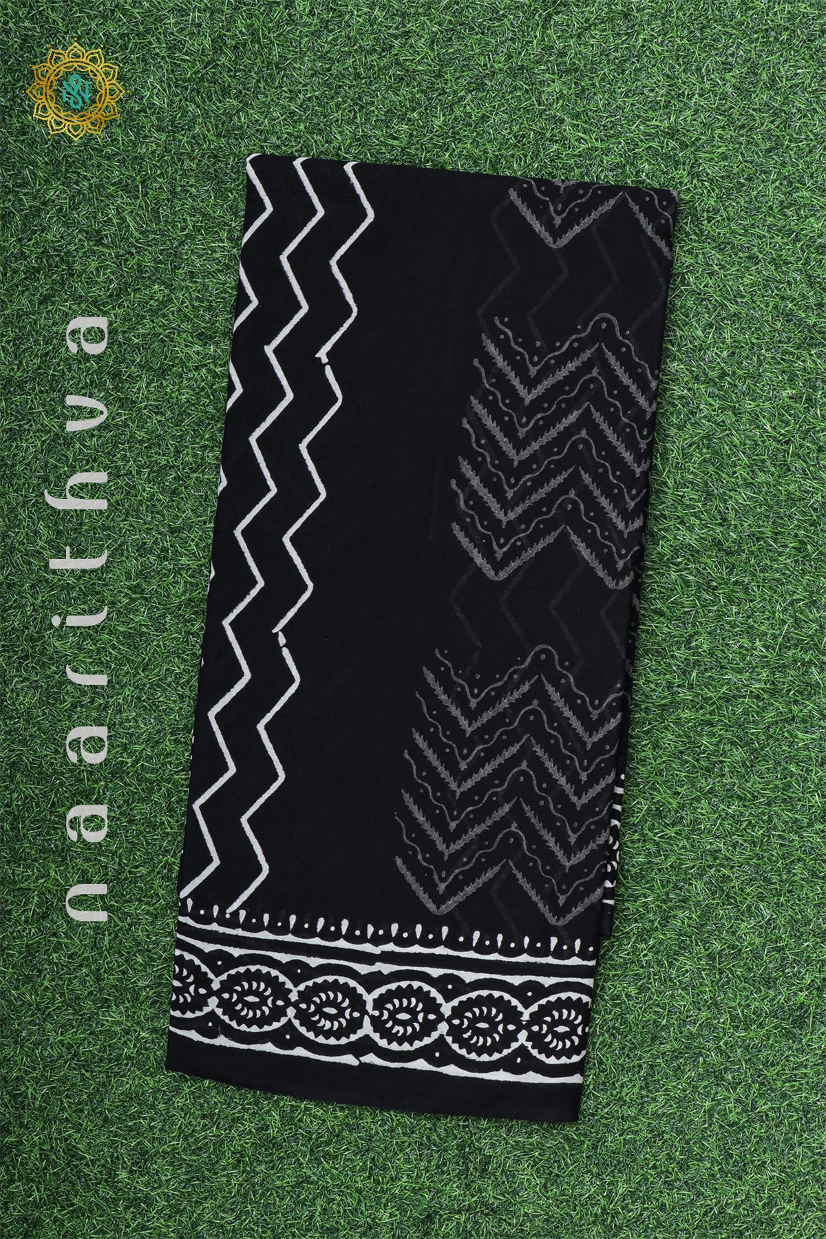 BLACK WITH WHITE - MUL COTTON