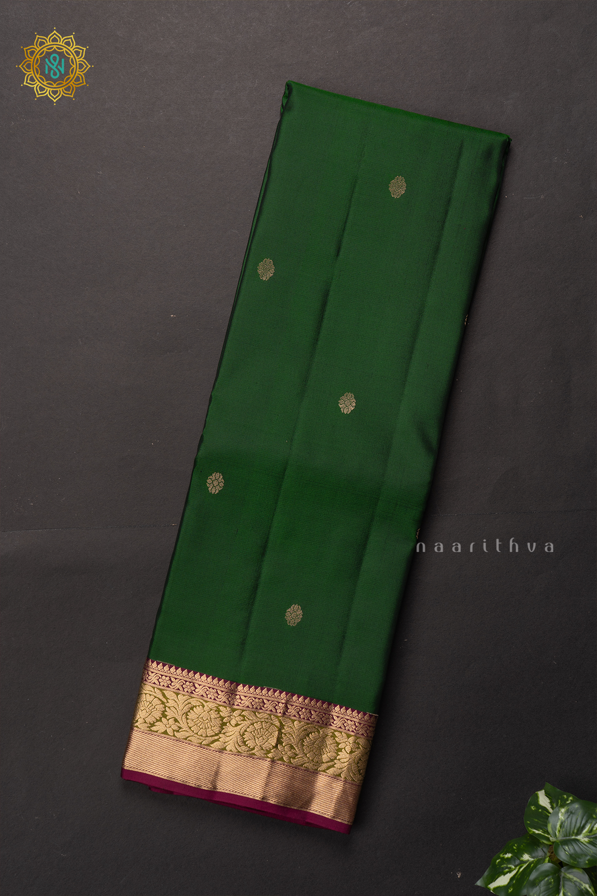BOTTLE GREEN WITH MAGENTA - PURE KANJIVARAM SILK