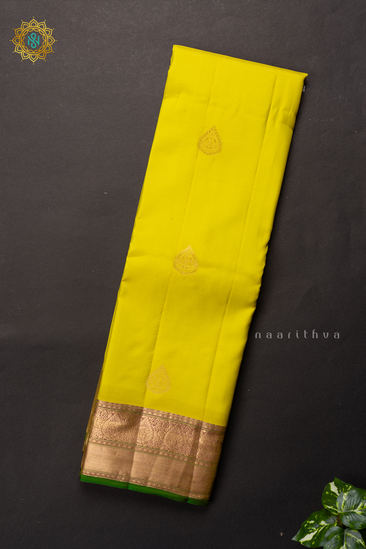 LEMON YELLOW WITH MAGENTA - PURE KANJIVARAM SILK