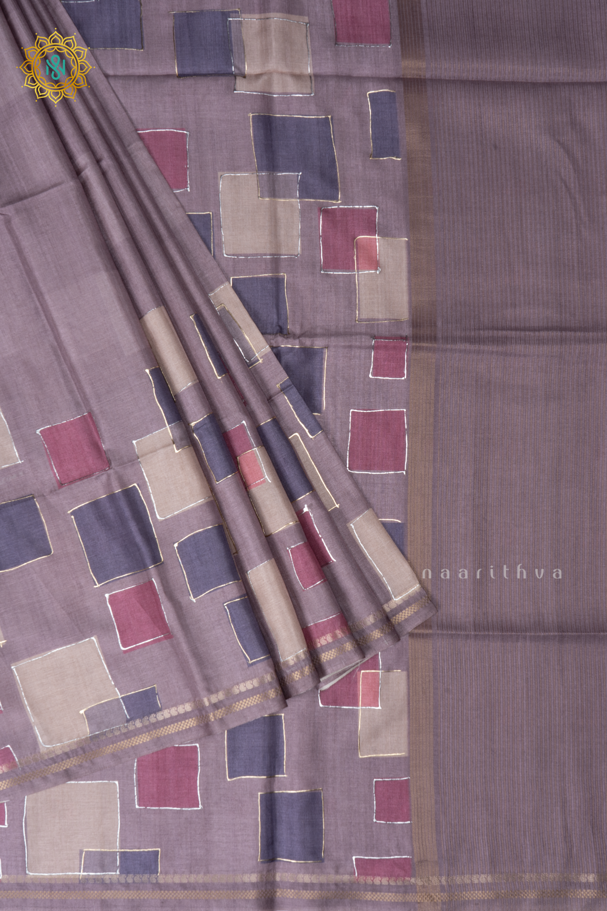 Lavender Semi Tussar Silk Saree With Allover Geometrical Prints On The Body With Contrast Pallu