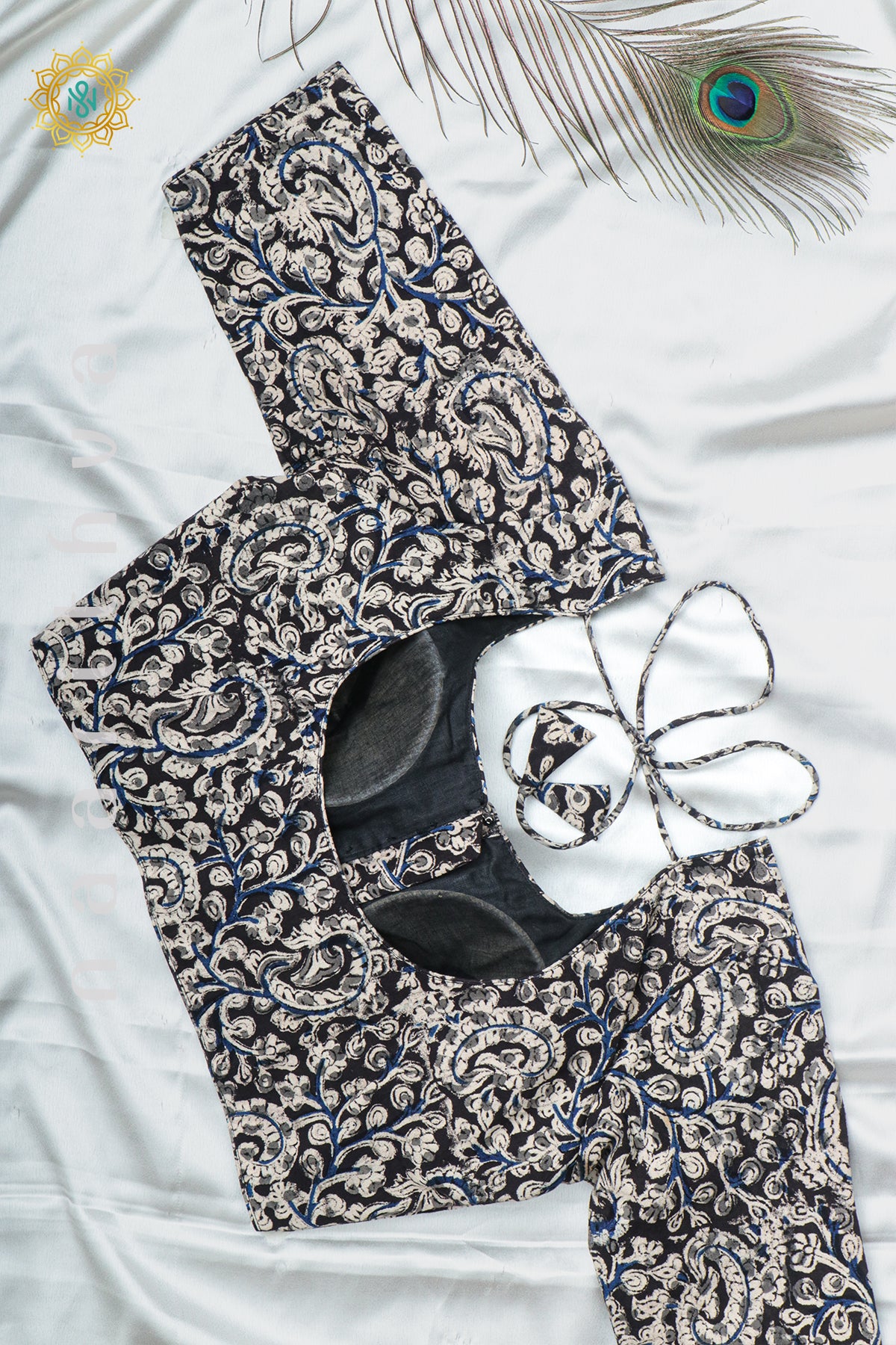 BLACK - READYMADE BLOUSE
