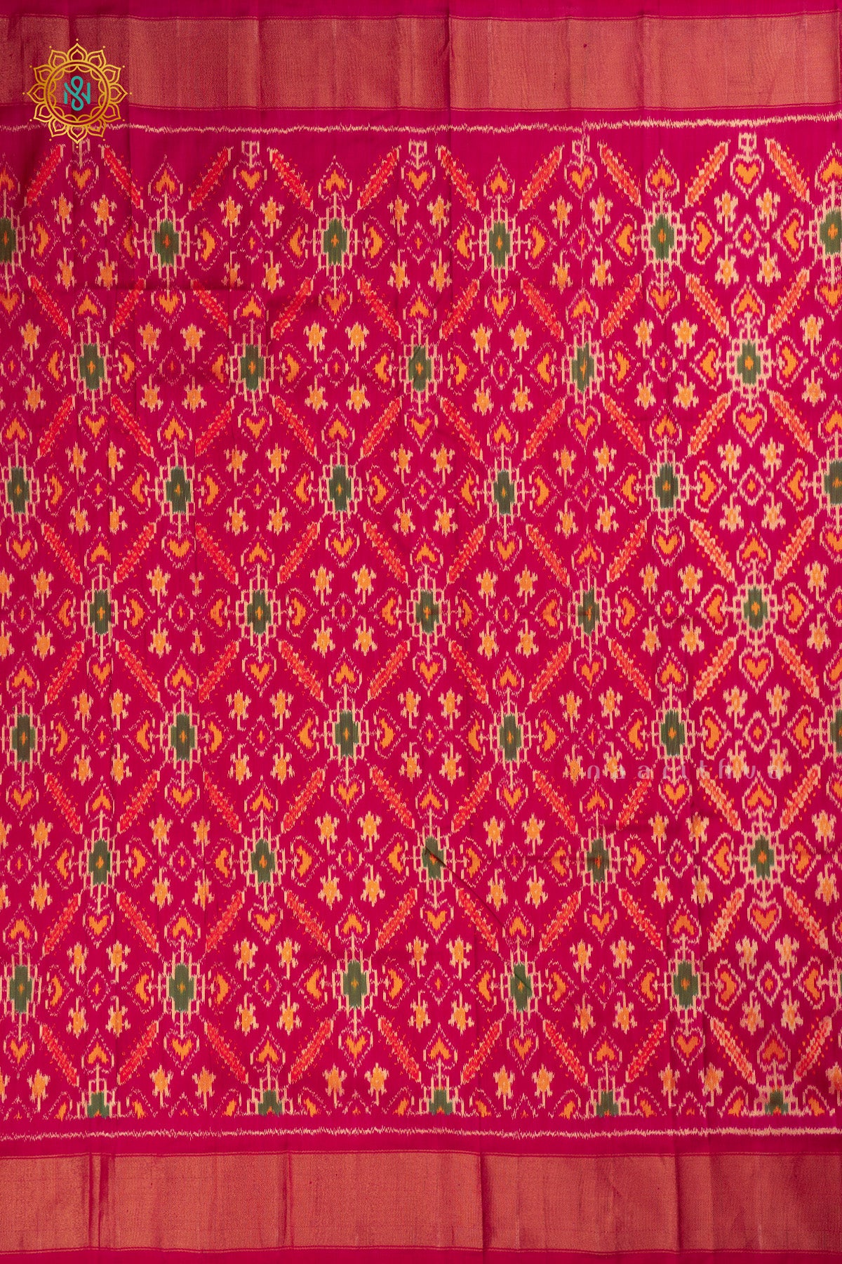 Dual shade of Pink Ikkat Pure Silk Bit All-Over Ikat-Woven Body and Zari Border