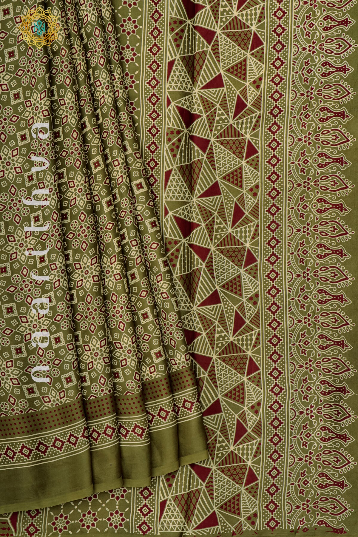 modal silk shawl with gg bees motif