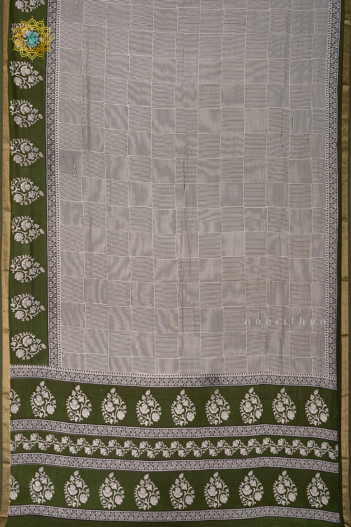 WHITE WITH GREEN - VISCOSE COTTON