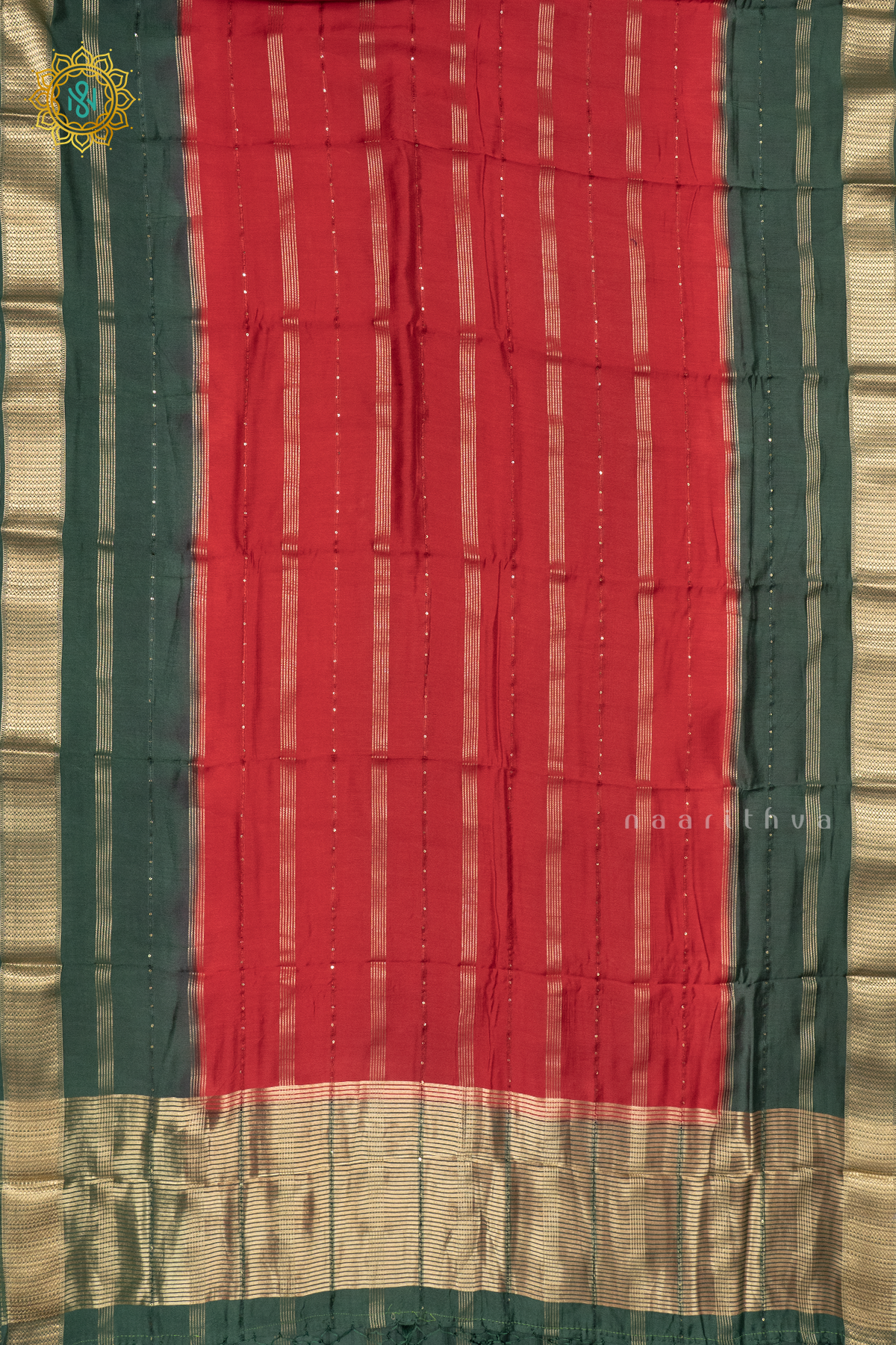 RED WITH GREEN - BUTTER CREPE