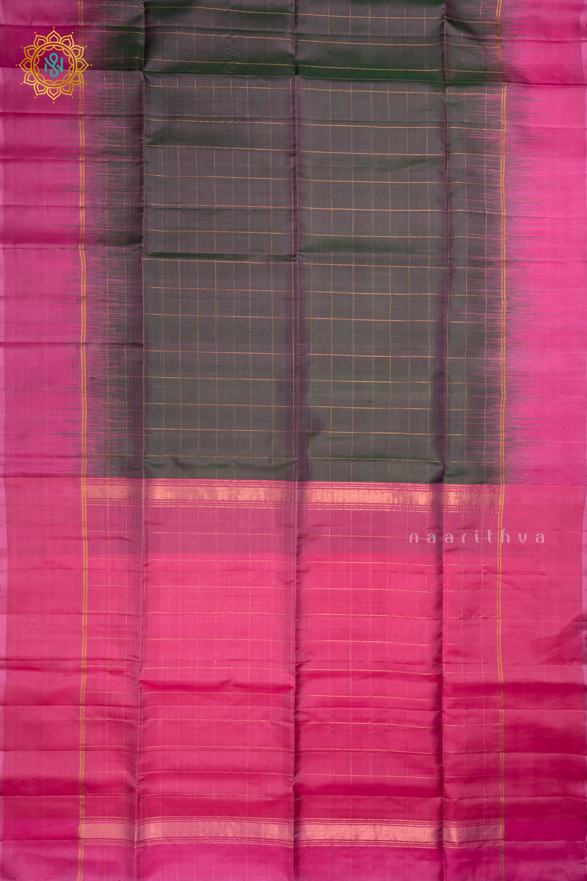 Dual Shade Of Green With Pink Pure Kanjiavaram Soft Silk Saree with Zari Checks All Over And Contrast Border