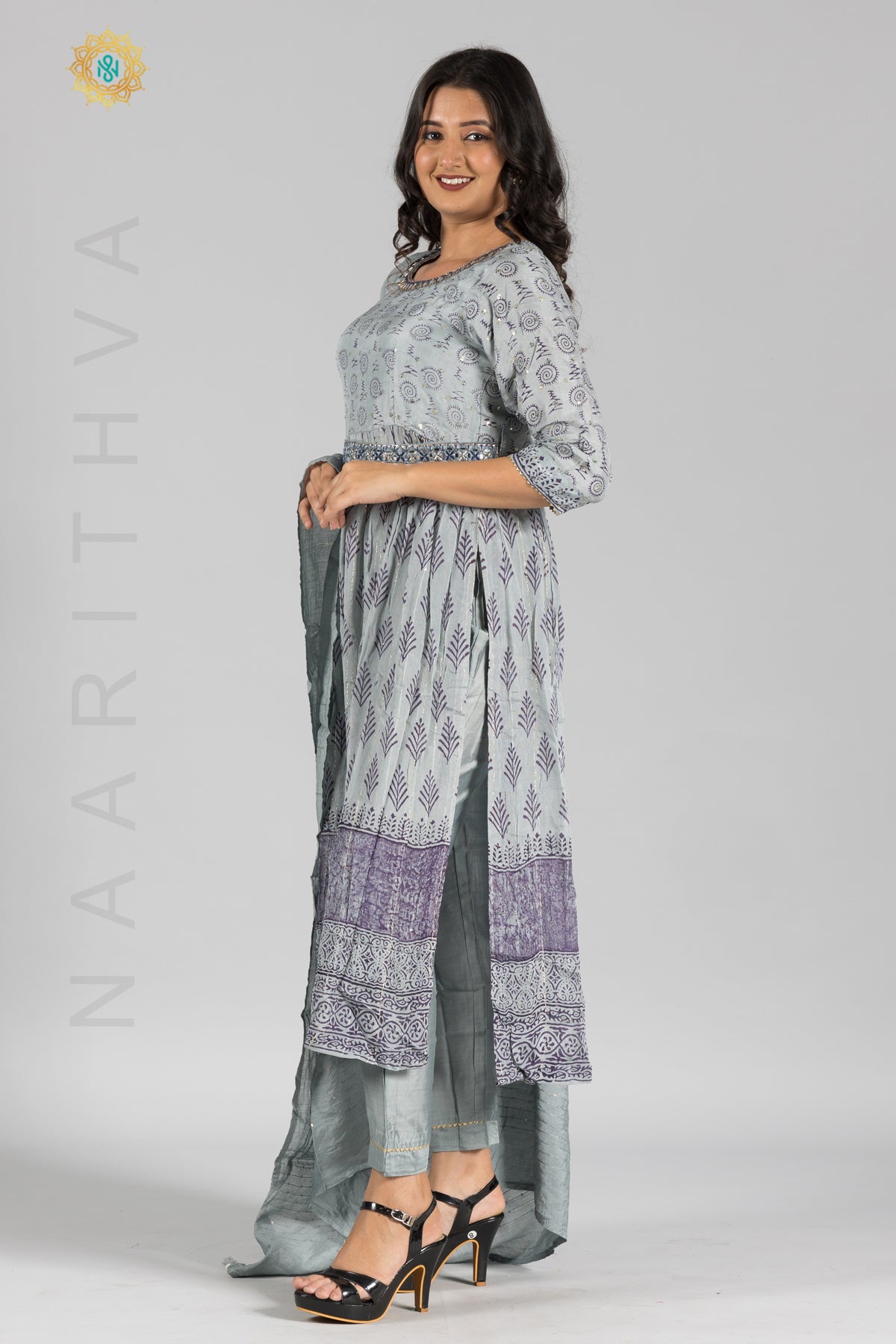 GREY - PRINTED NAYRA CUT SALWAR SUIT WITH STRAIGHT CUT PANT & DUPATTA