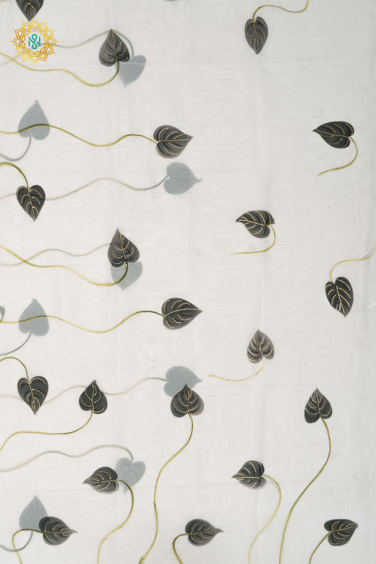 WHITE - ORGANZA HAND PAINTED