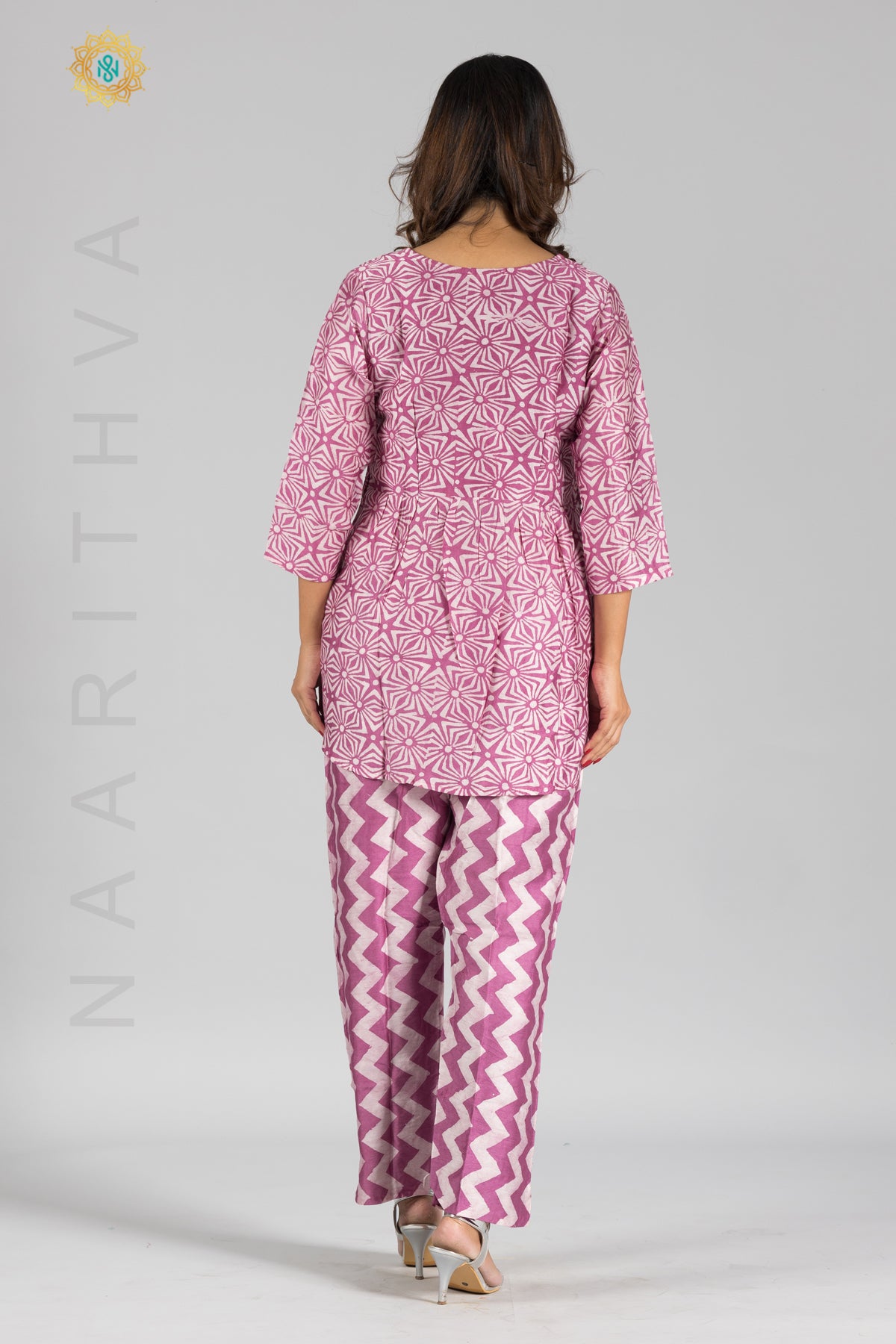 LILAC - CO-ORD SET WITH HANDWORK NECKLINE & STRAIGHT CUT PANT