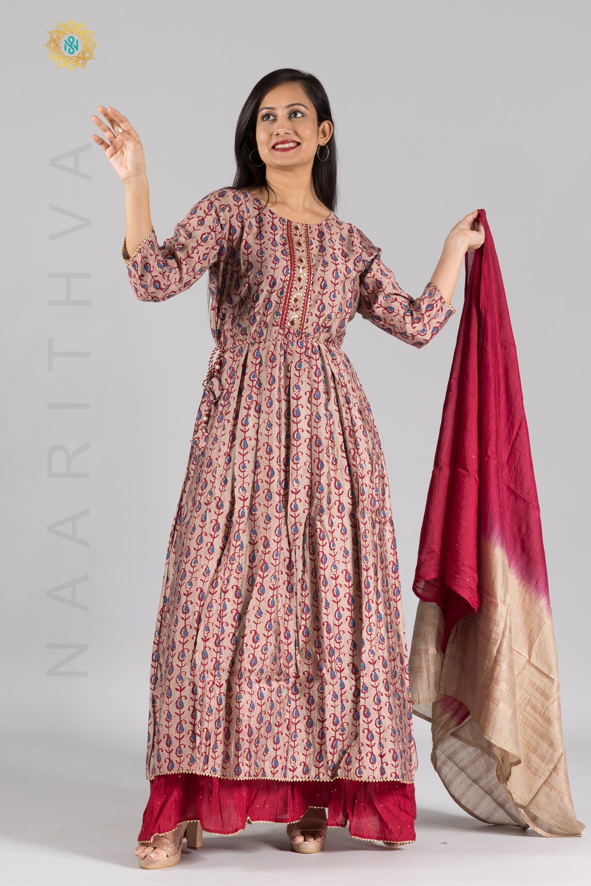 GREY WITH MAROON - PRINTED KURTI & DUPATTA WITH LAYERED FRILLED PATTERN