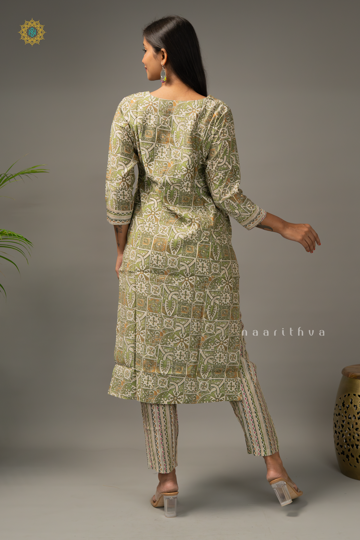 GREEN - CREPE 3PC SALWAR SUIT WITH PRINTED TOP, BOTTOM & DUPPATA