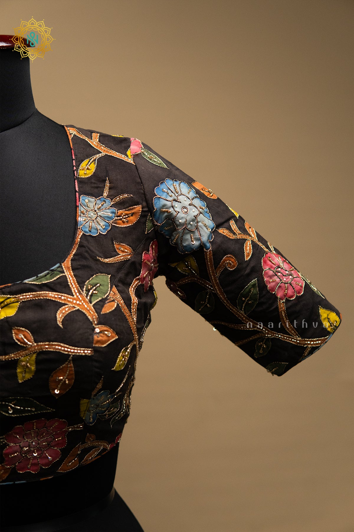 BLACK - READYMADE BLOUSE