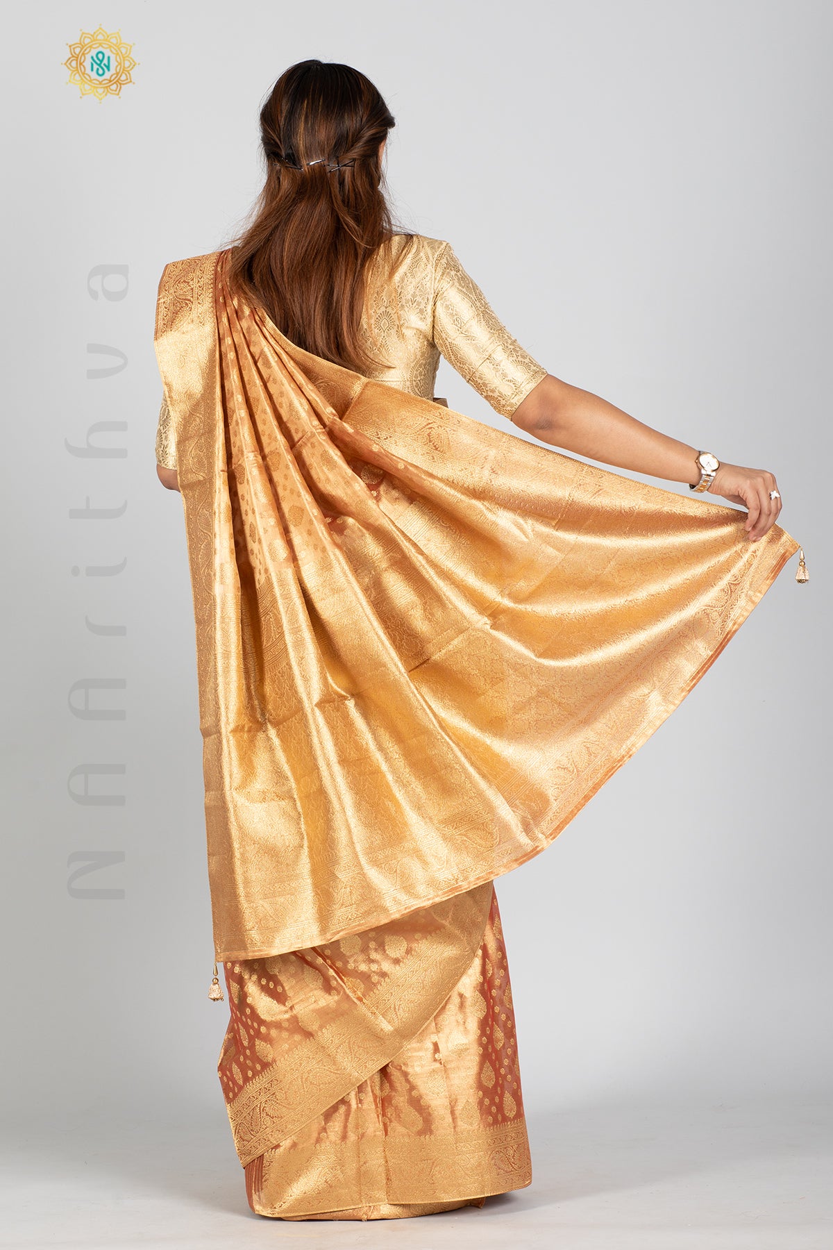 TISSUE SILK IN BROCADE WEAVES ALLOVER THE BODY WITH ZARI WOVEN PALLU & TISSUE BLOUSE