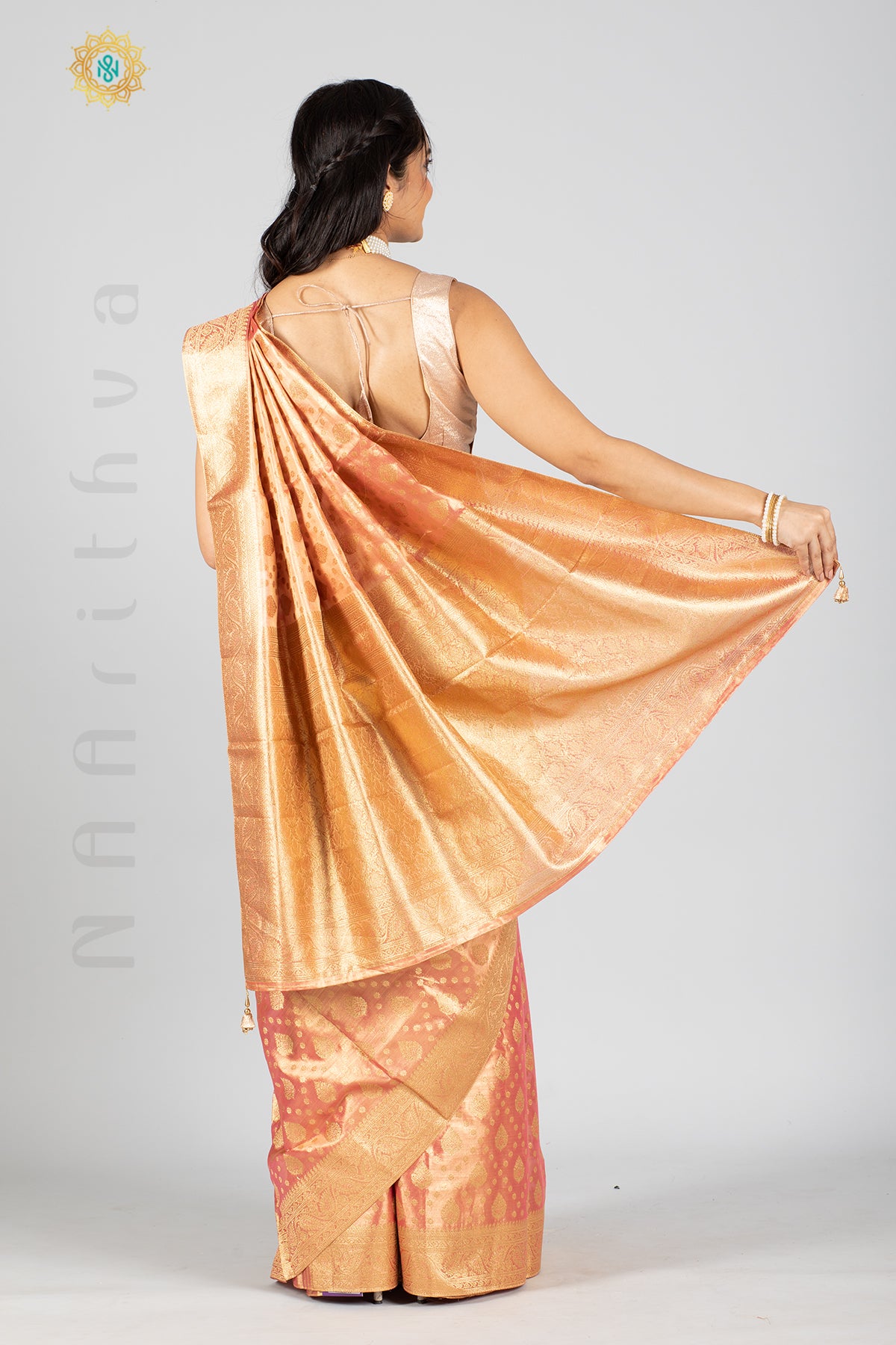TISSUE SILK IN BROCADE WEAVES ALLOVER THE BODY WITH ZARI WOVEN PALLU & TISSUE BLOUSE