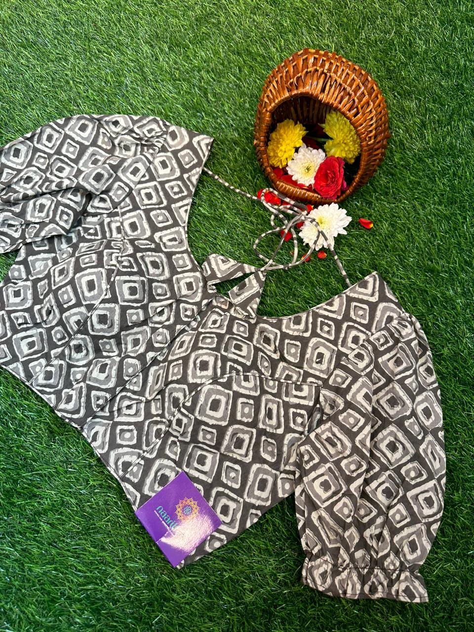 READYMADE COTTON BLOUSE WITH BLOCK PRINTS WITH PUFF SLEEVE