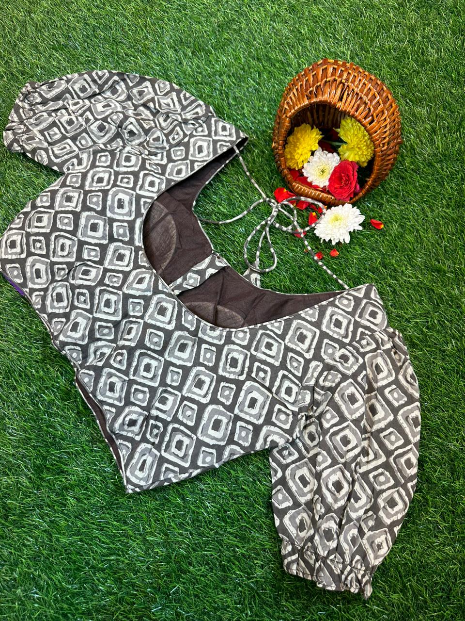 READYMADE COTTON BLOUSE WITH BLOCK PRINTS WITH PUFF SLEEVE