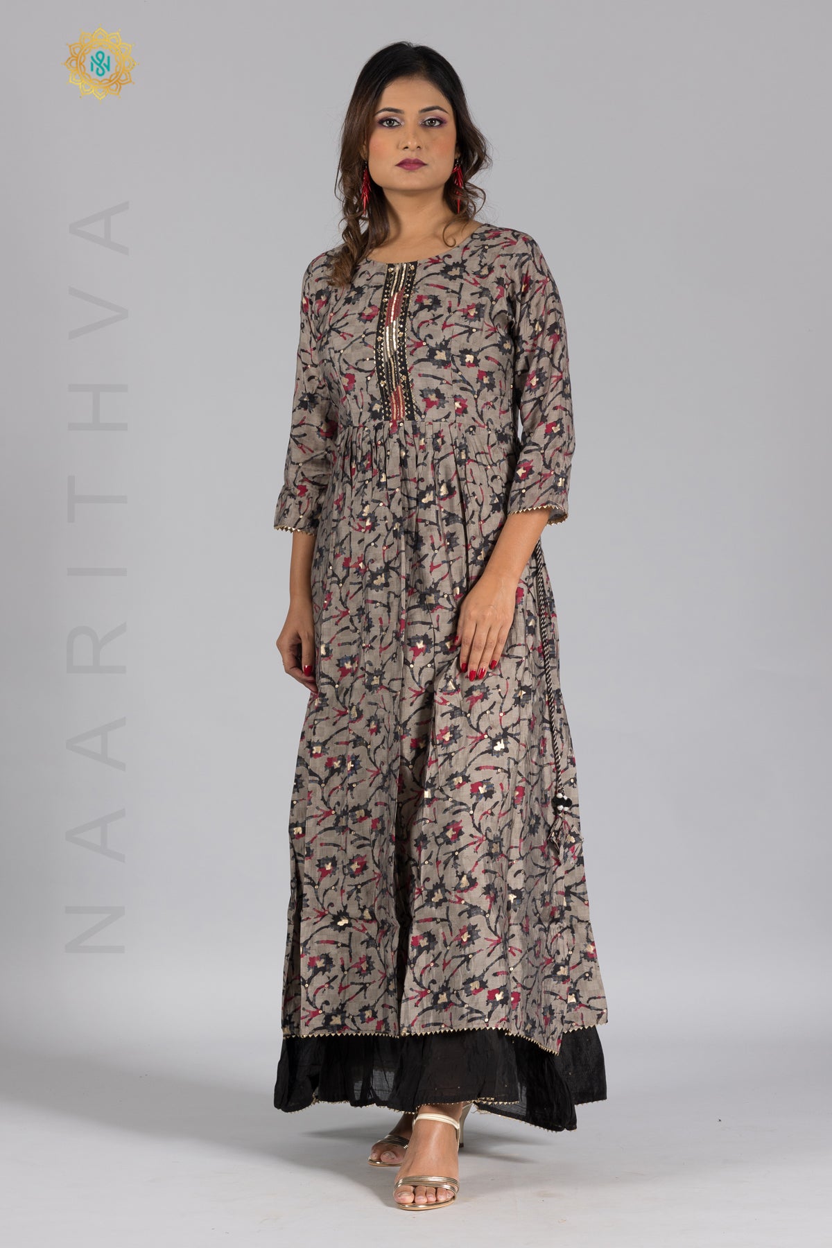 GREY WITH BLACK - PRINTED FLOOR LENGHT KURTHI WITH BEAUTIFUL HANDWORK ON NECKLINE