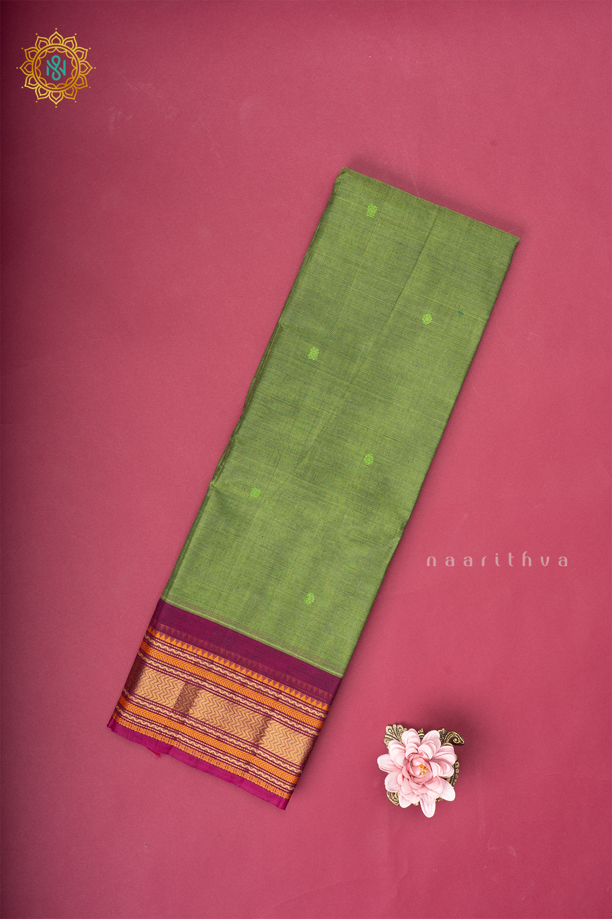 Parrot Green With Magenta Chettinad Cotton Saree With Thread Woven Buttas & Contrast Border