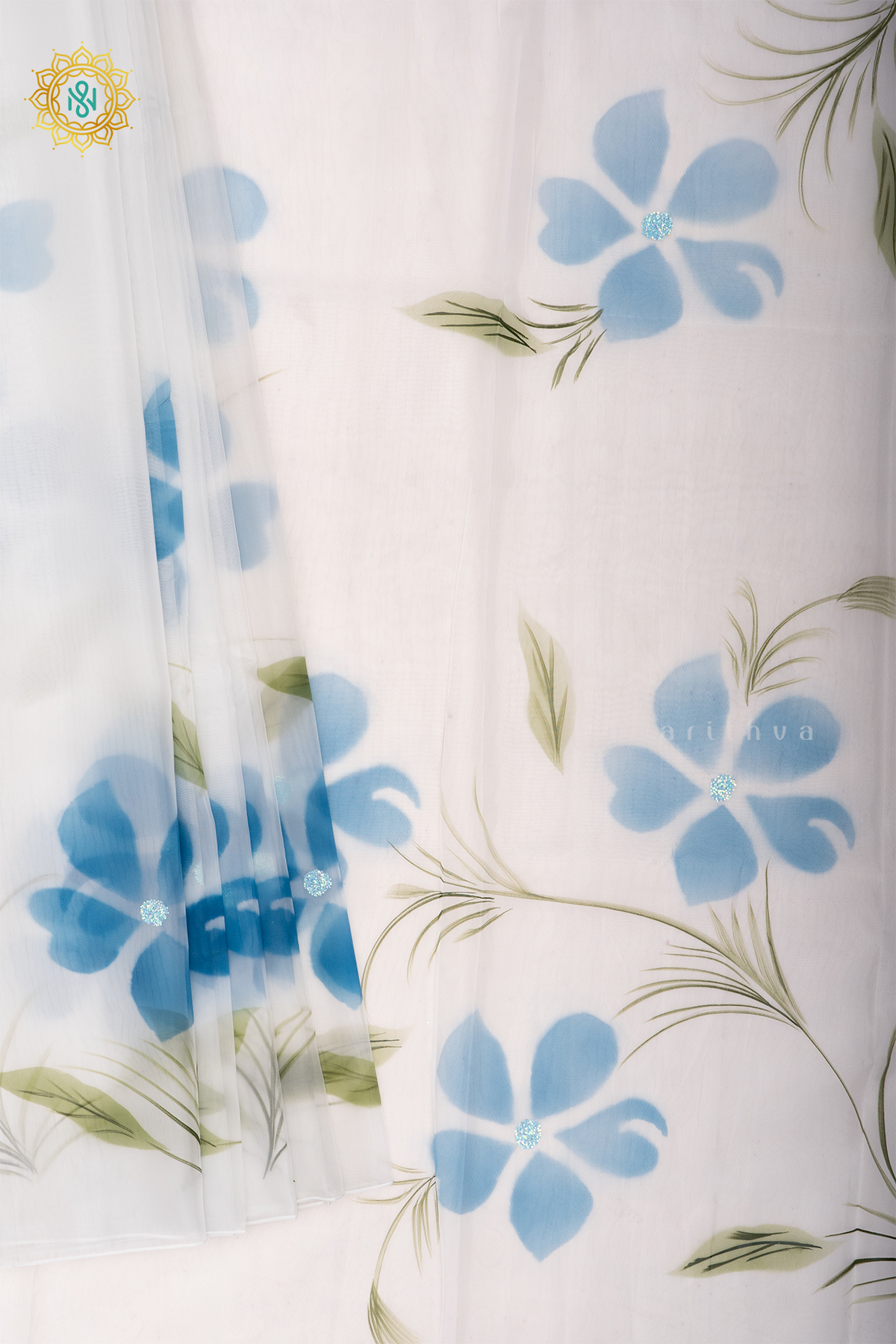 WHITE - ORGANZA HAND PAINTED