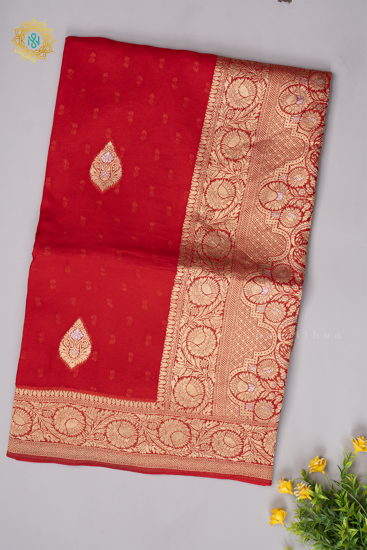 RED - SATIN ORGANZA