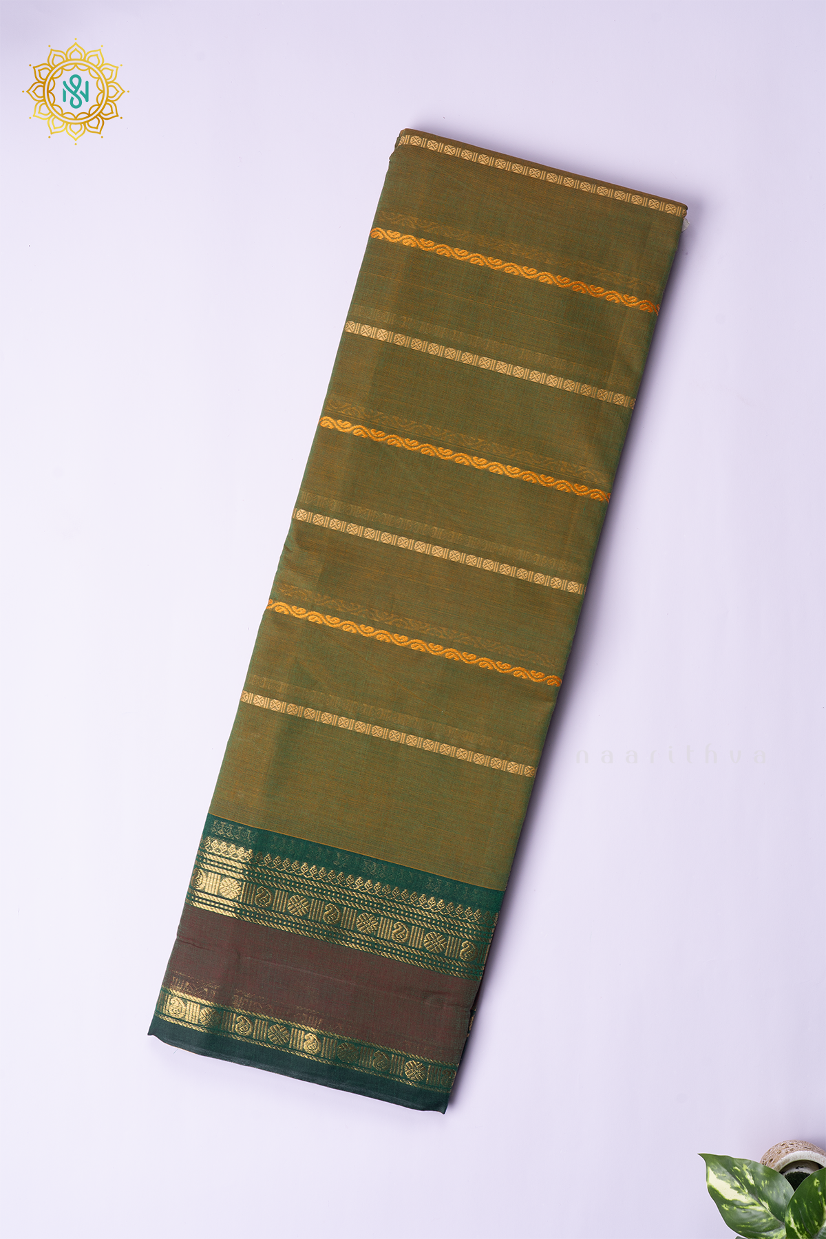 GREEN WITH BOTTLE GREEN - CHETTINAD COTTON