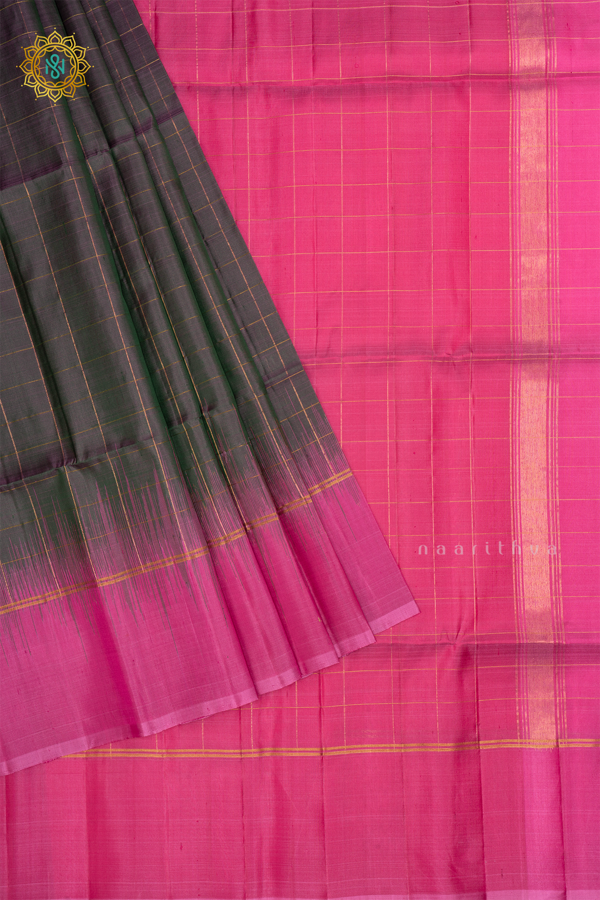 Dual Shade Of Green With Pink Pure Kanjiavaram Soft Silk Saree with Zari Checks All Over And Contrast Border