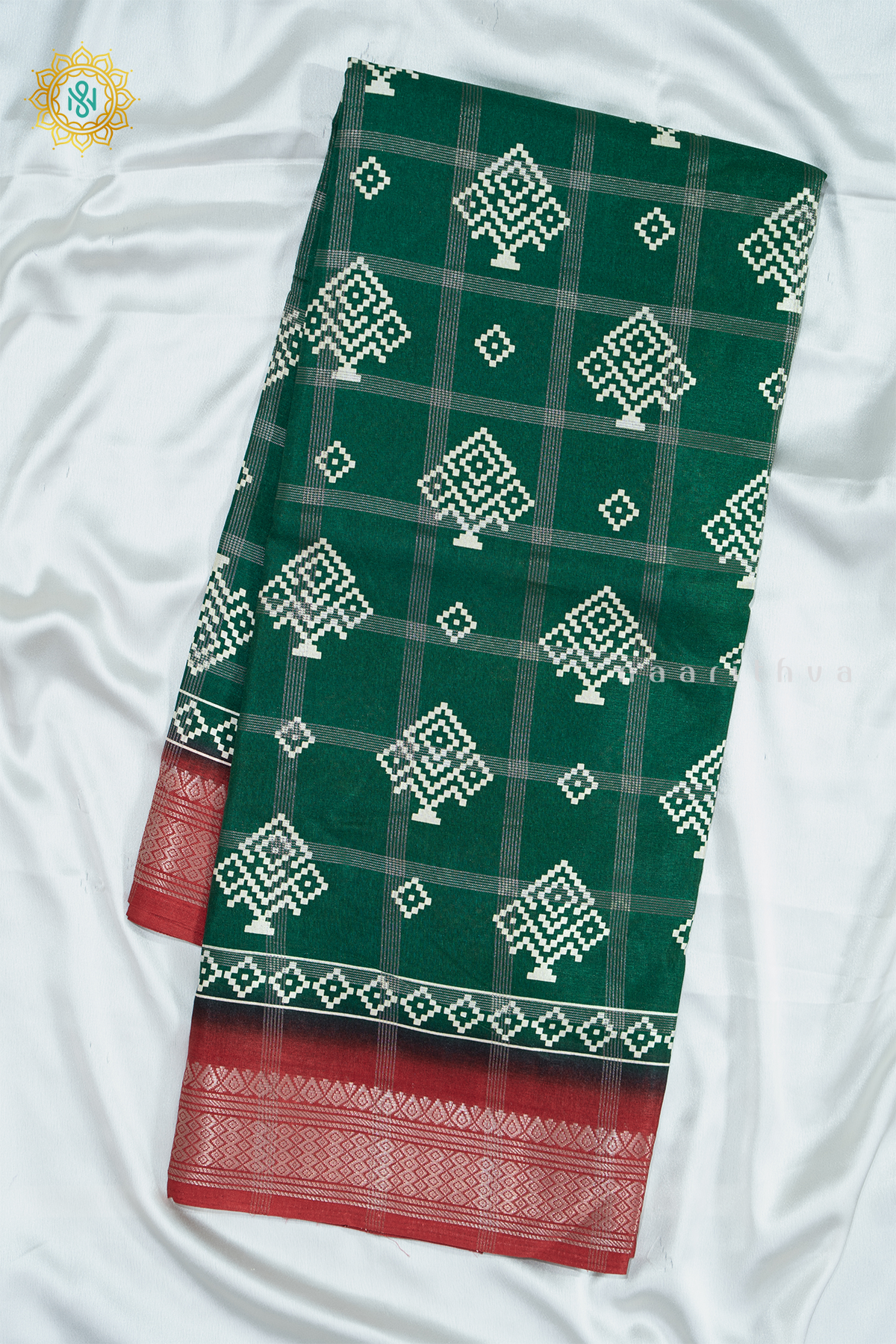 GREEN WITH RED - DOLA SILK