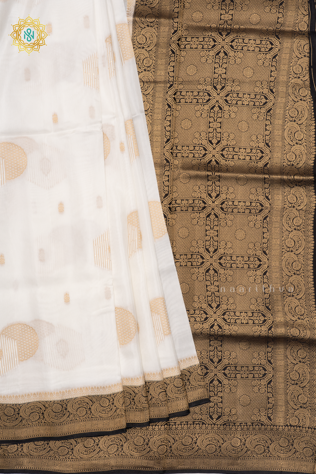 WHITE WITH BLACK - DOLA SILK