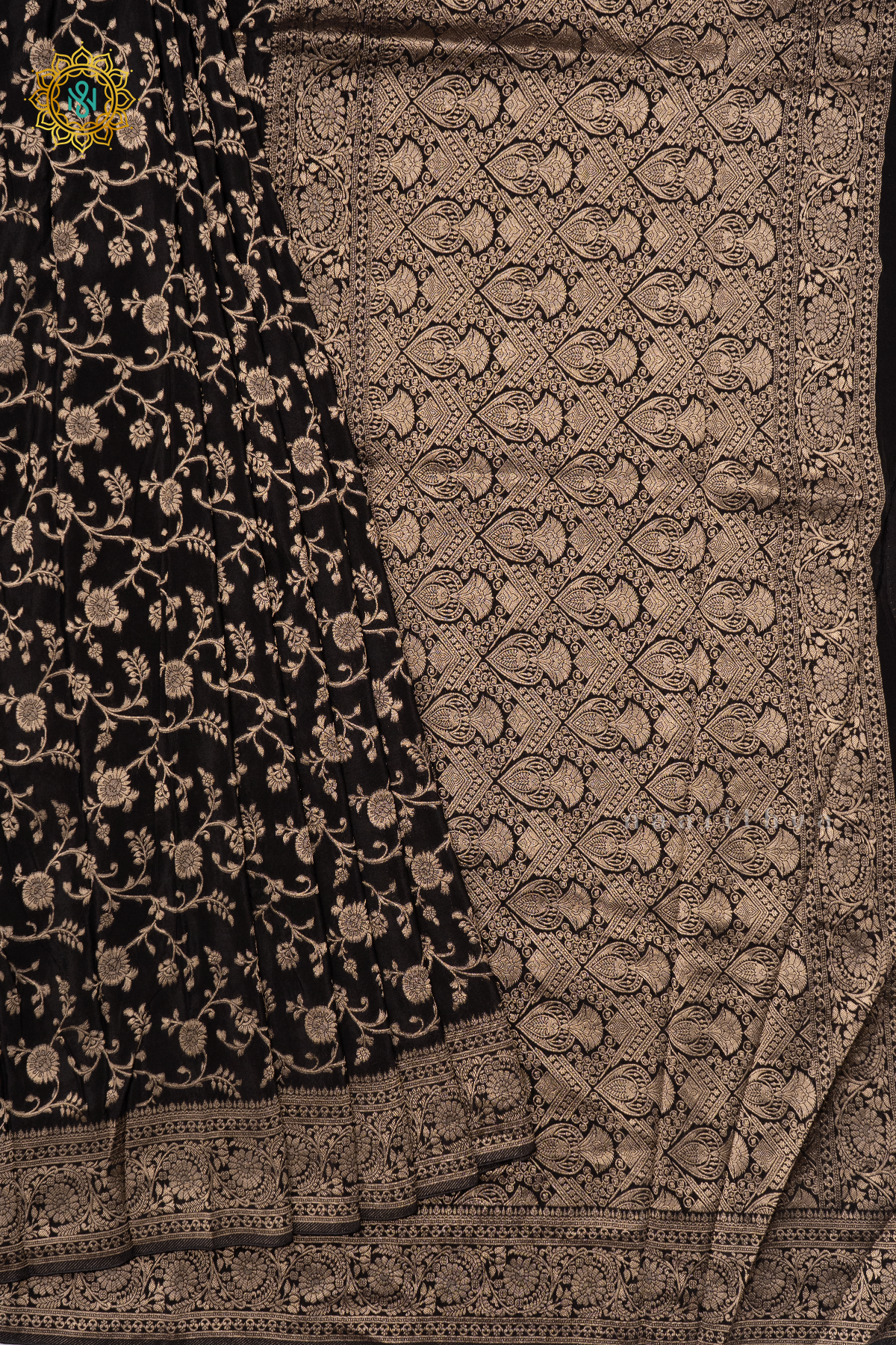 BLACK - SEMI BANARASI CREPE