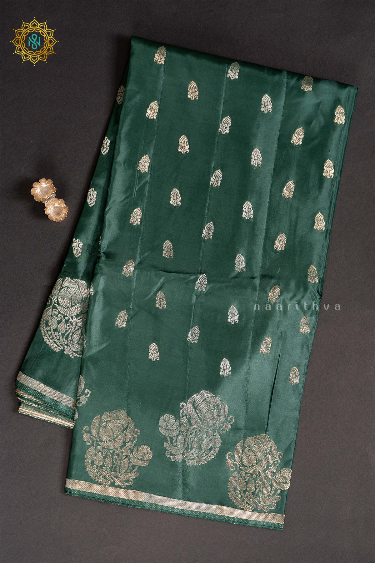 GREEN WITH YELLOW - SATIN CREPE