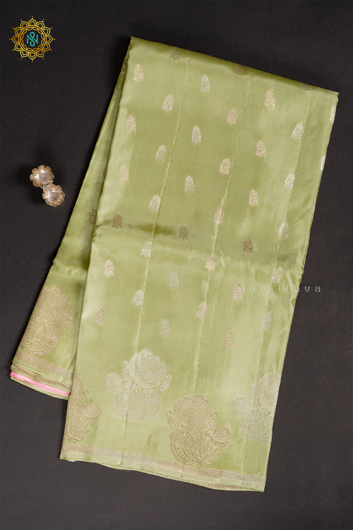 PISTA GREEN WITH LIGHT PINK - SATIN CREPE