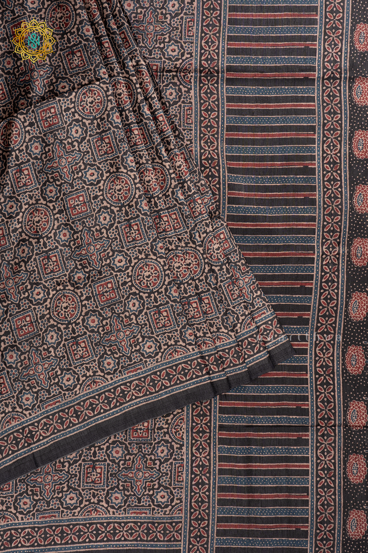 BLACK - SEMI GITCHA TUSSAR