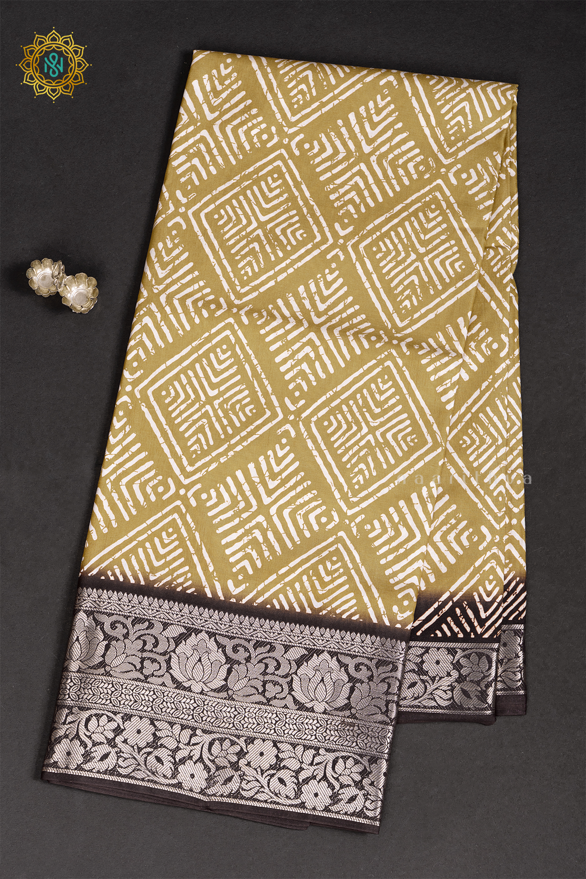 MUSTRAD WITH BROWN - DOLA SILK