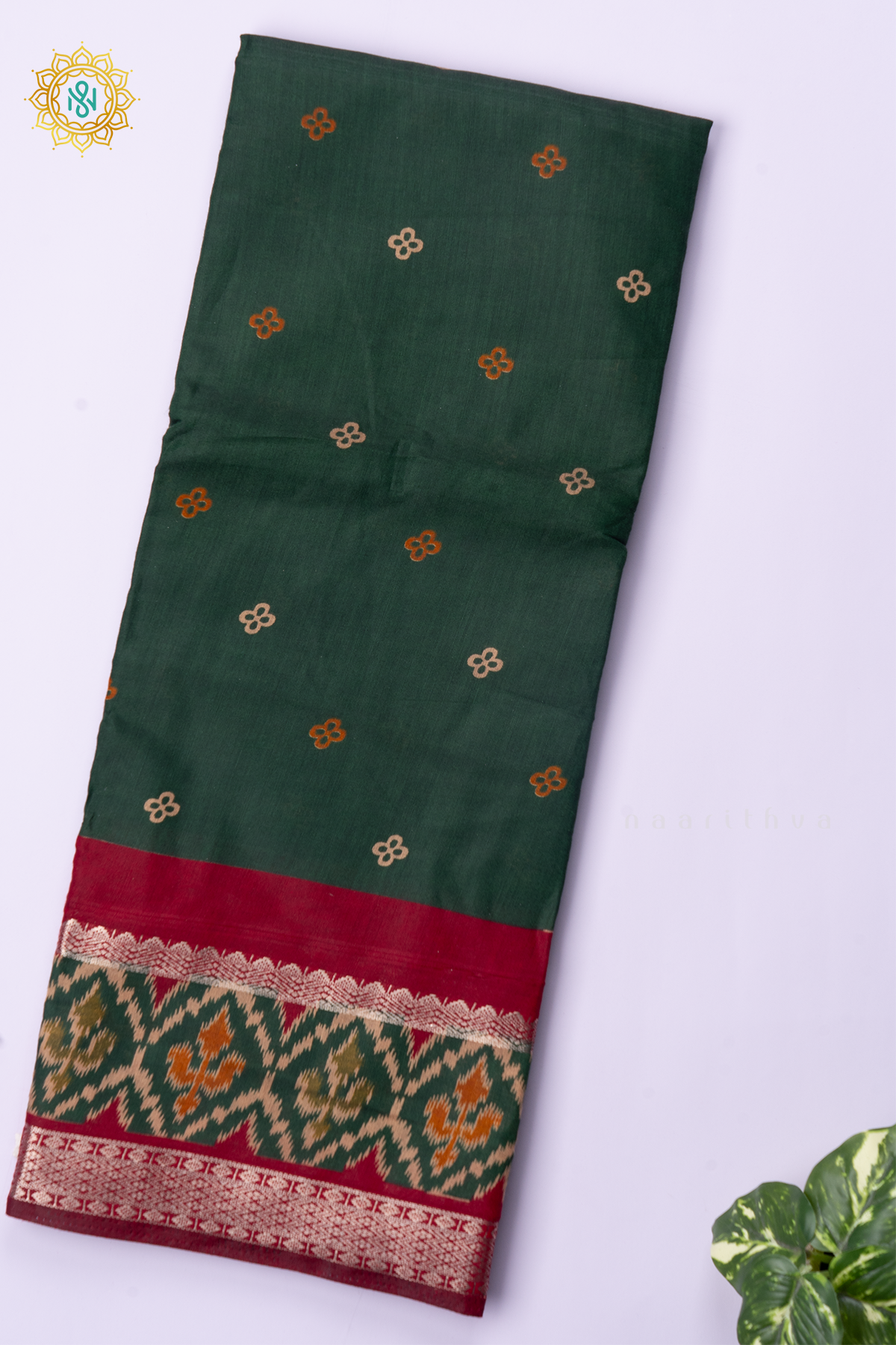 GREEN WITH MAROON - SOFT COTTON