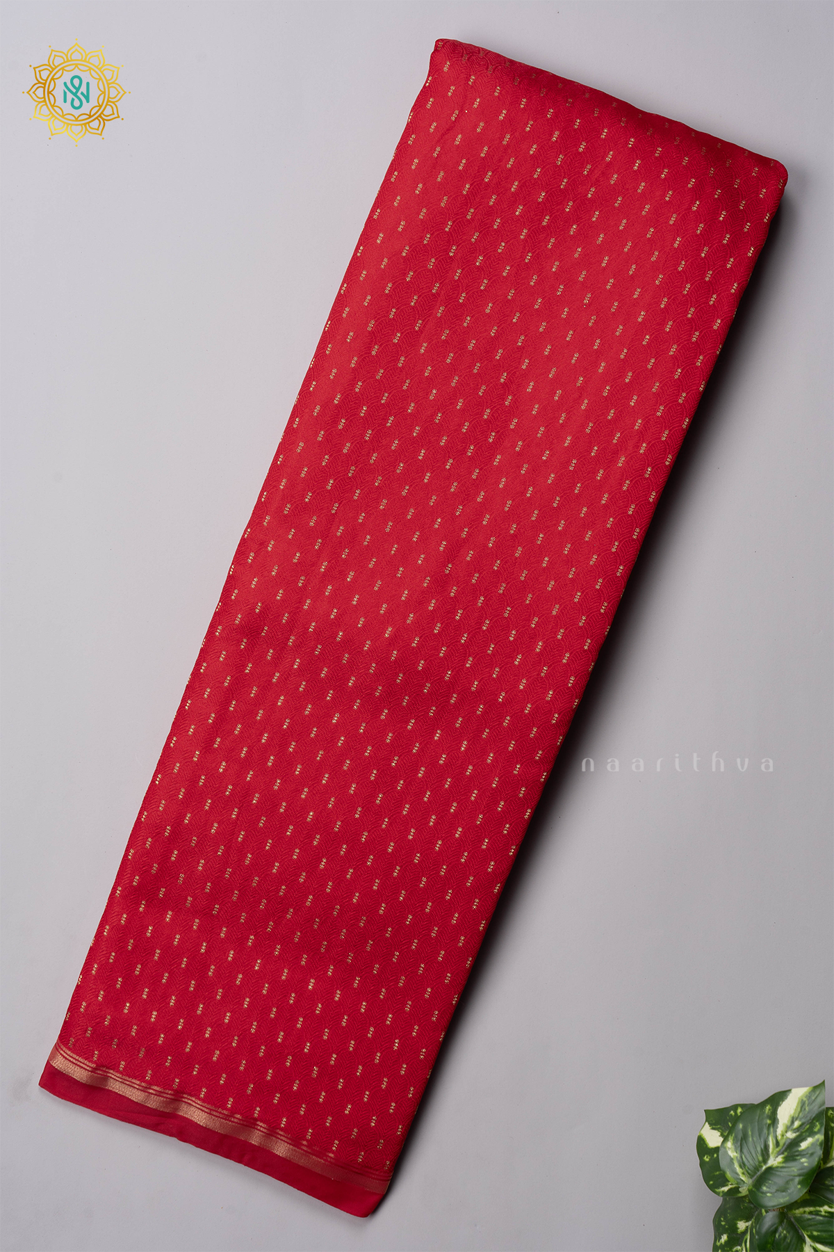 RED WITH GREEN - SEMI SILK