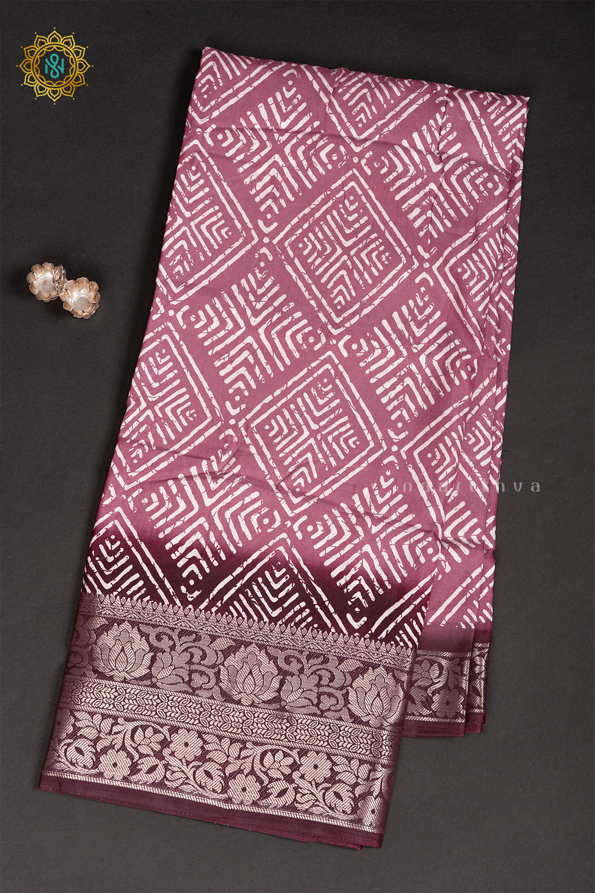 ROUGE PINK WITH MAROON - DOLA SILK