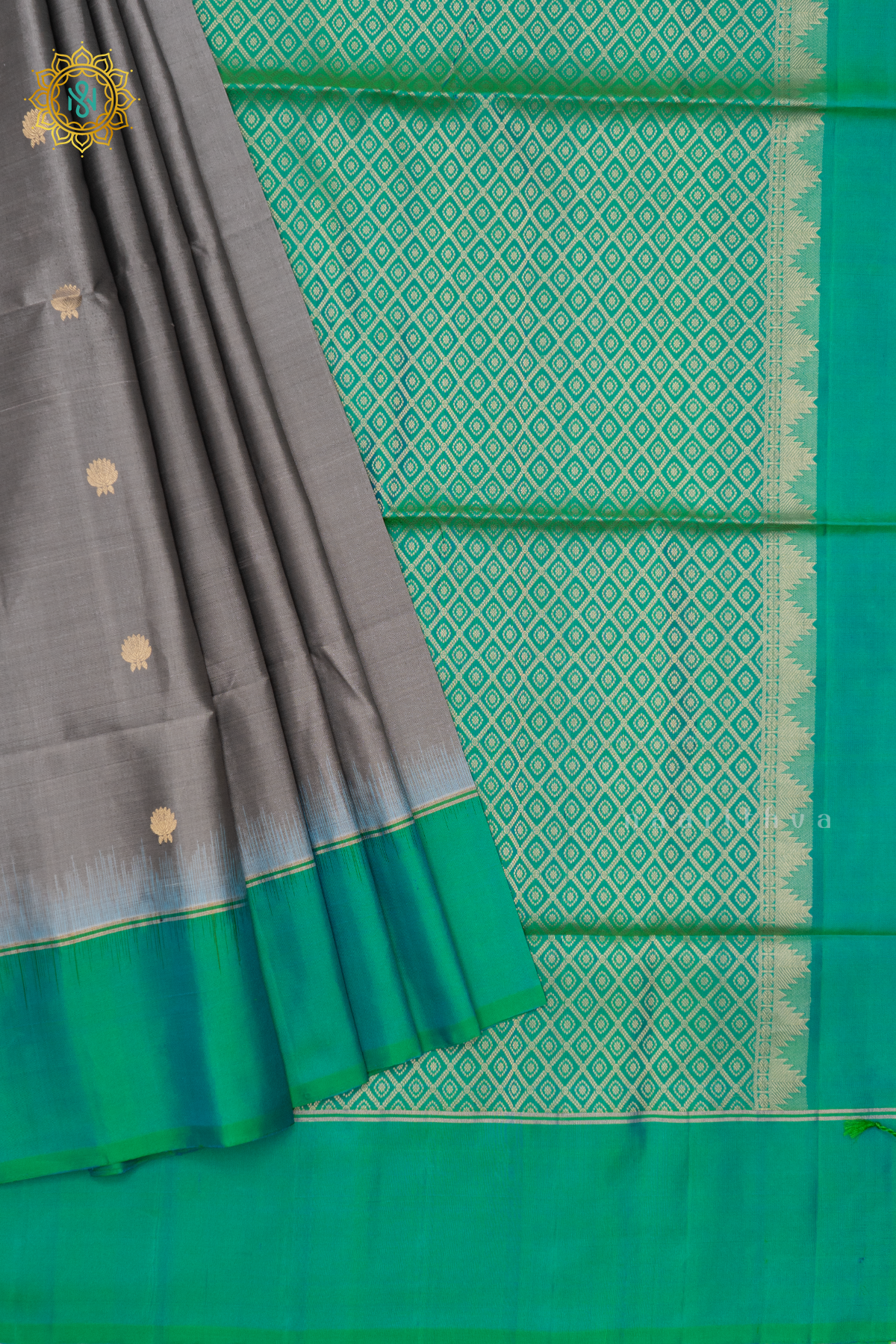 GREY WITH GREEN - PURE KANJIVARAM SOFT SILK