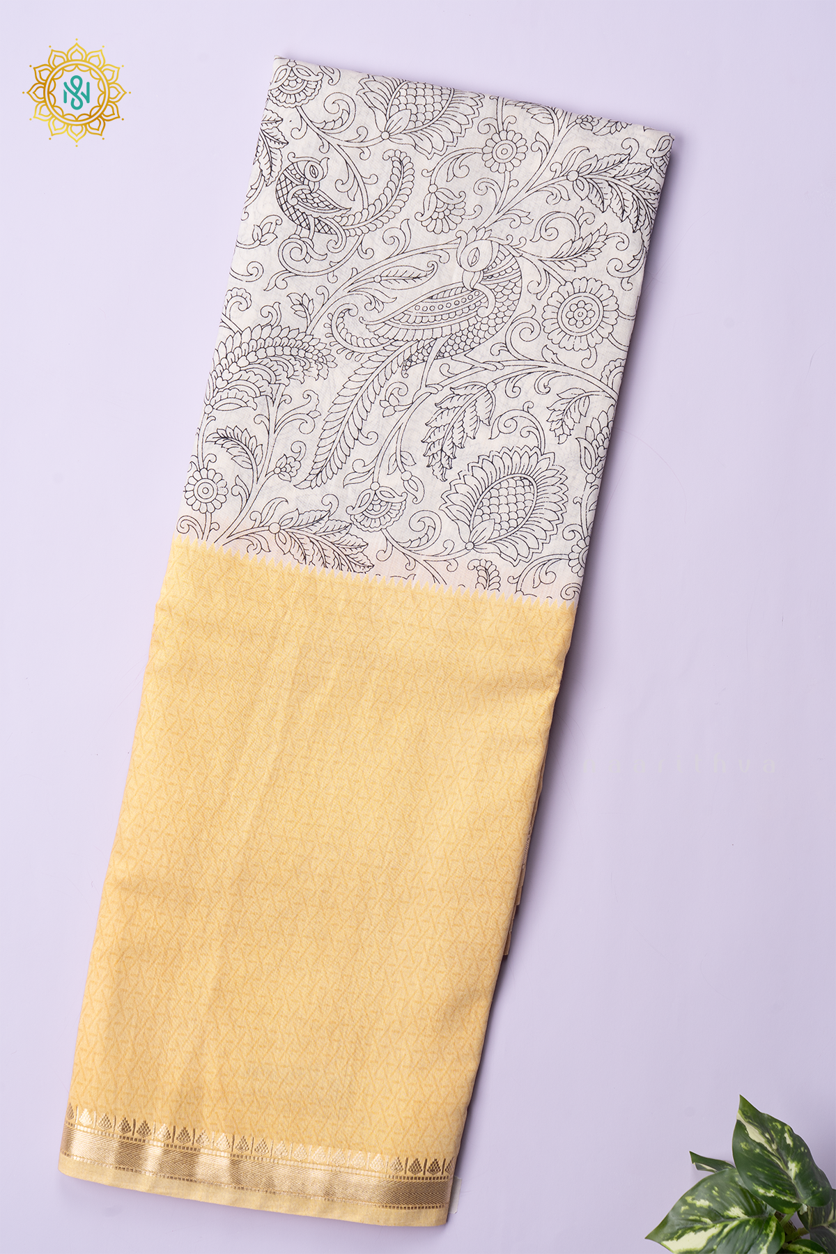 WHITE WITH LIGHT YELLOW - BUTTER CREPE