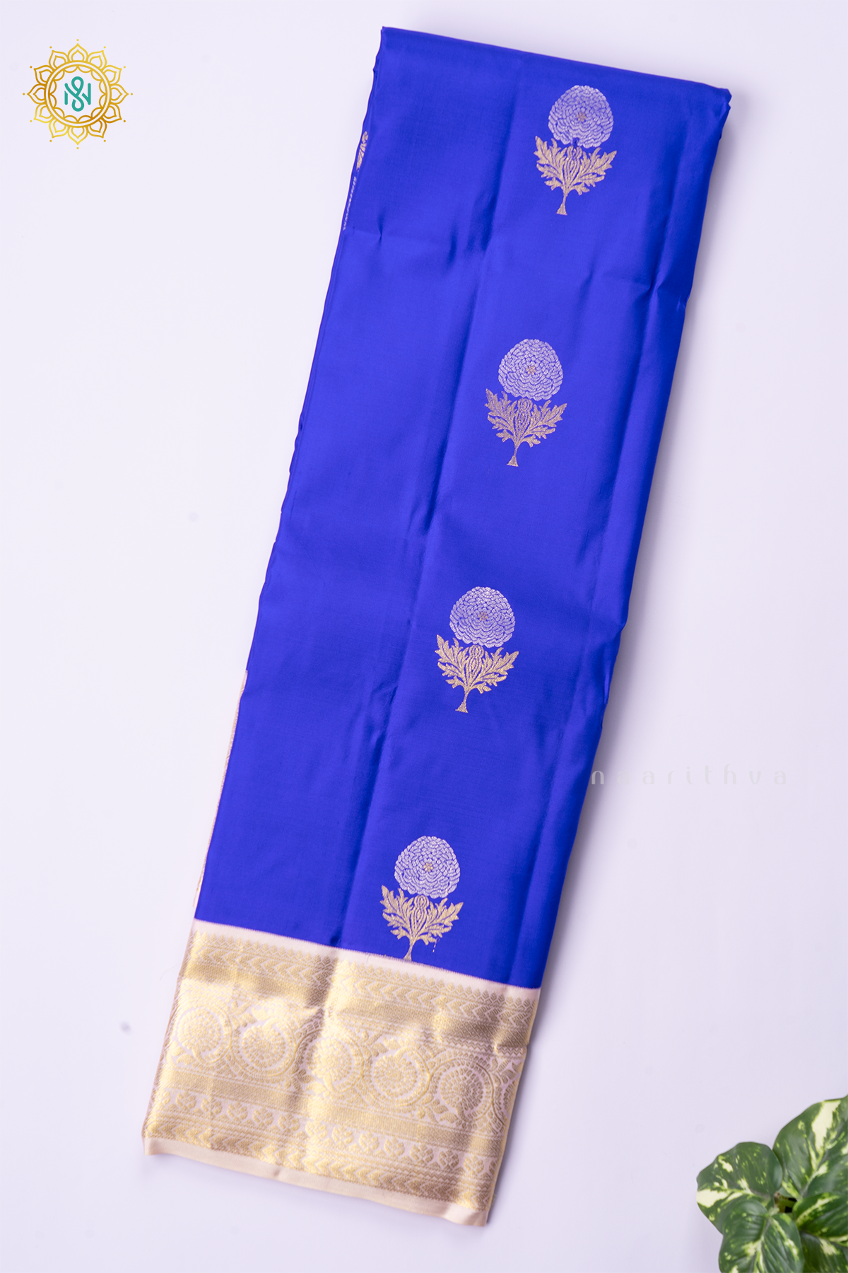 ROYAL BLUE WITH WHITE - PURE KANJIVARAM SILK