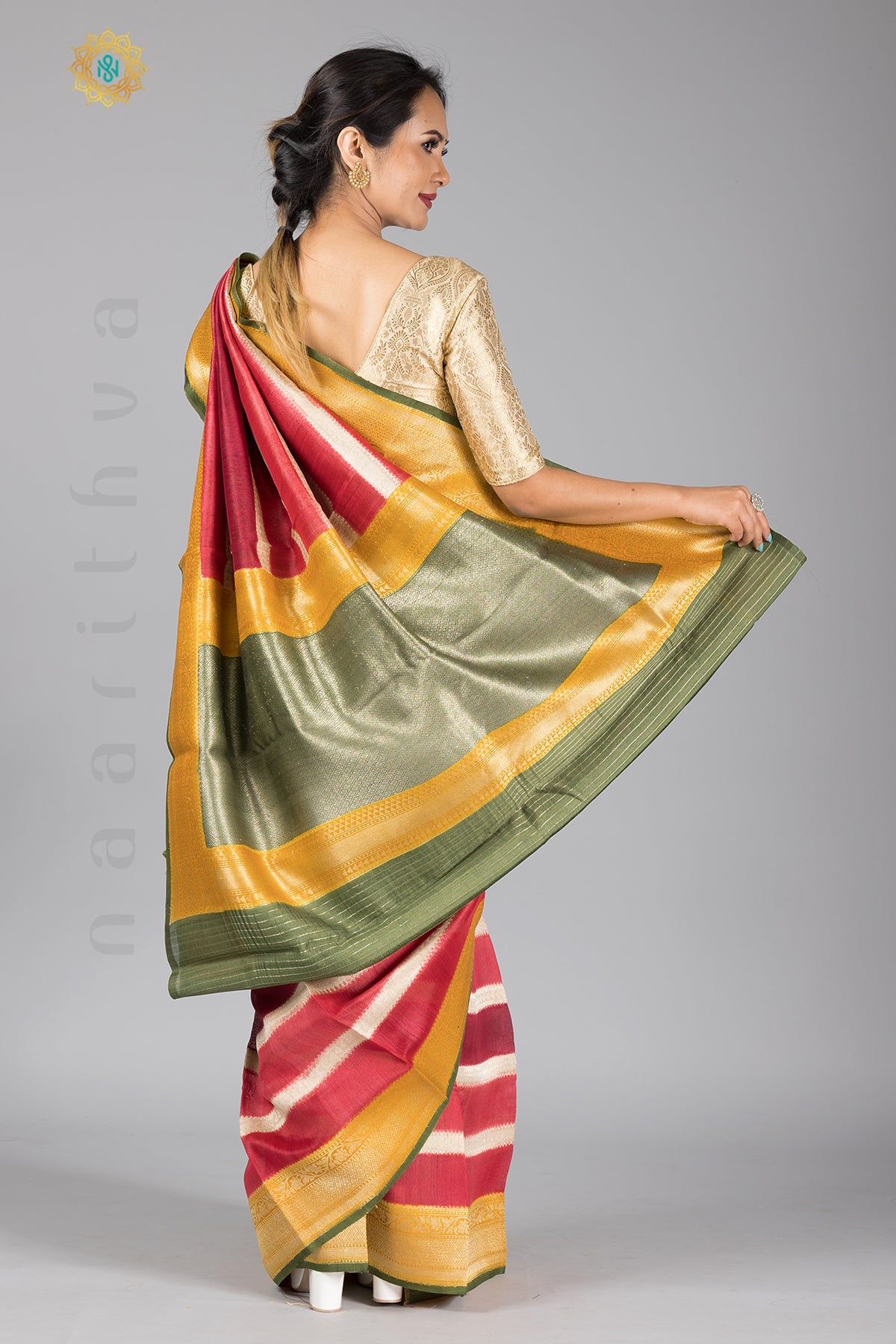 RANGKAAT - PURE TUSSAR SILK IN STRIPES PATTERN WITH ZARI WOVEN CONTRAST BORDER & WOVEN CONTRAST BLOUSE