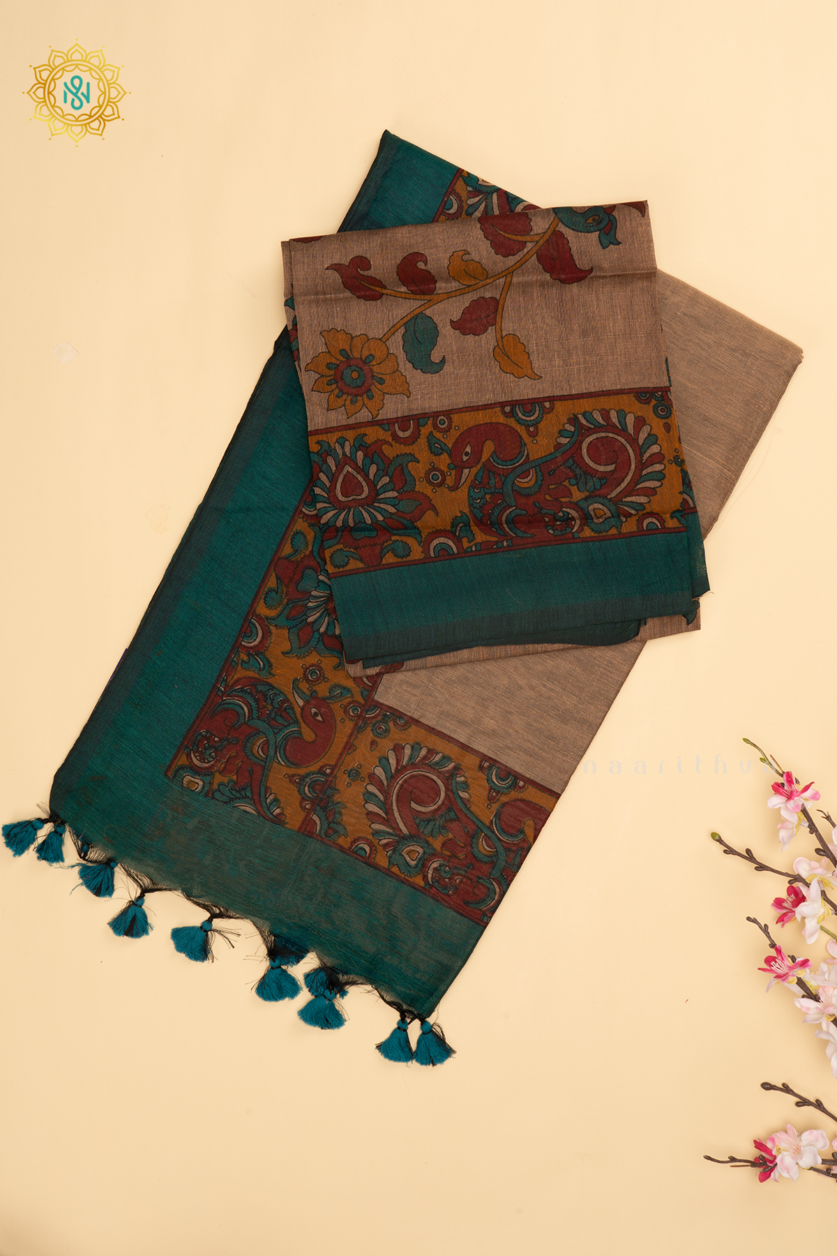 Beige With Cyan Green Mul Cotton Saree Plain Body With Contrast Kalamkari Printed Border