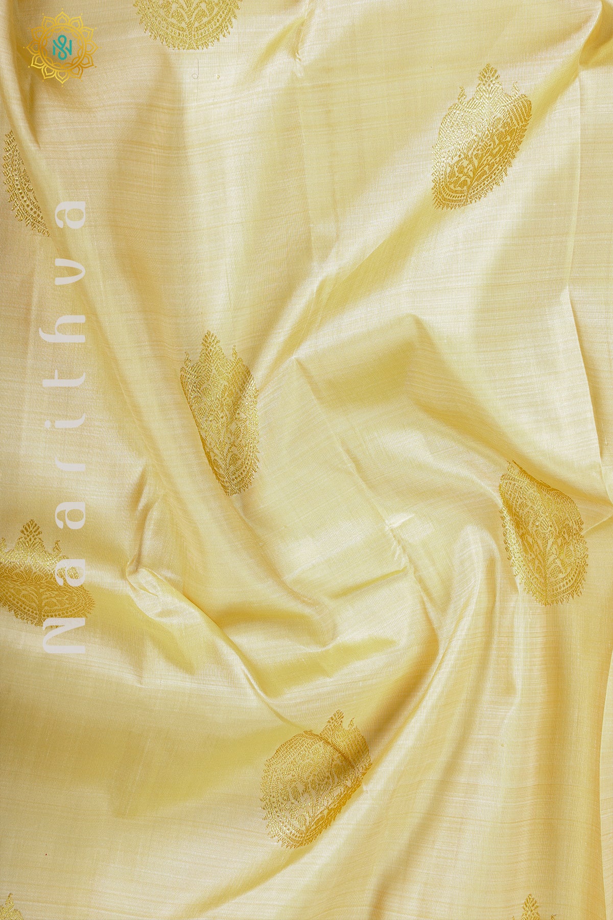 CREAM WITH MAGENTA - PURE KANJIVARAM SILK